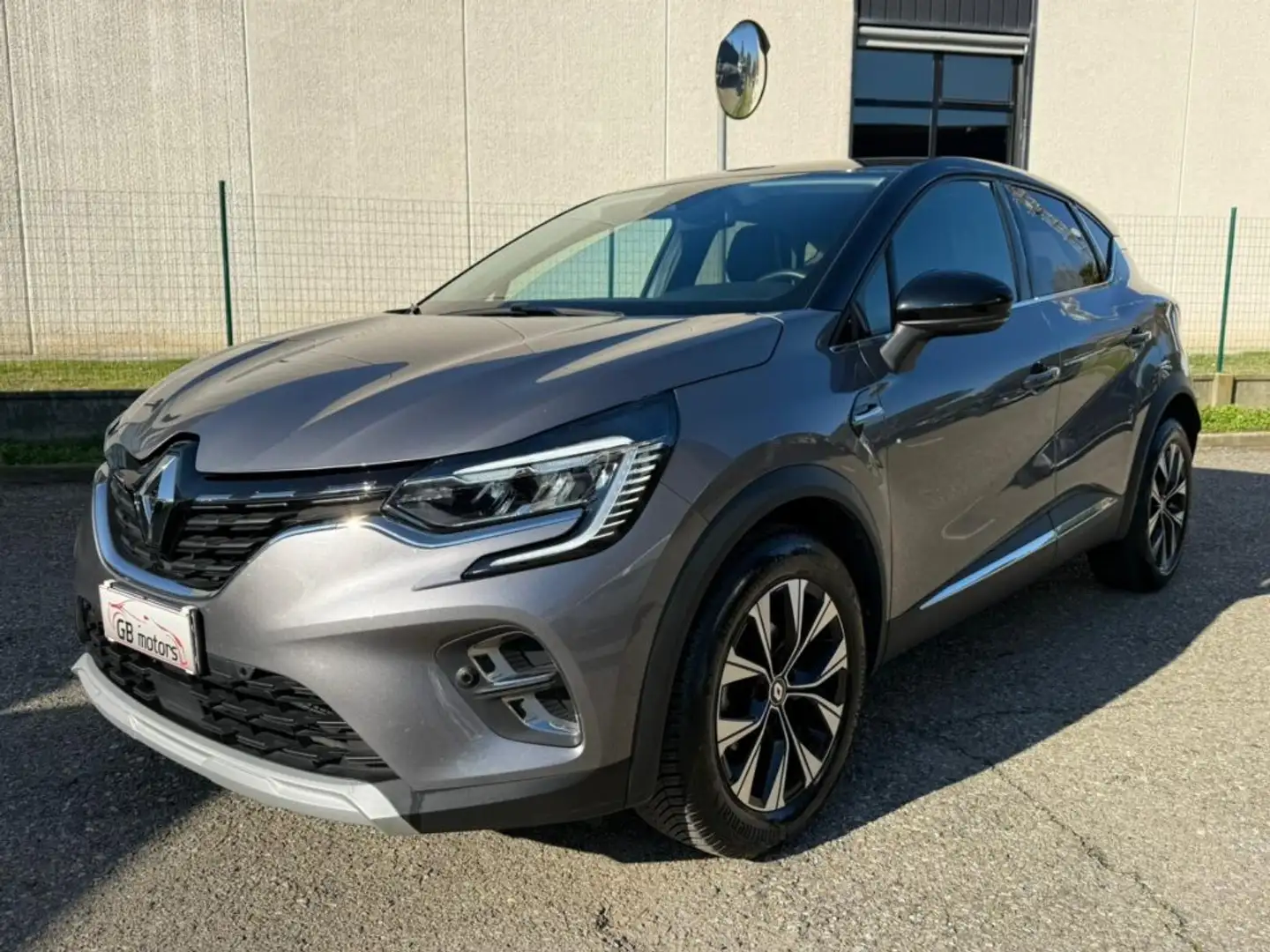 Renault Captur TCe 90 CV Techno NAVI - LED - TELECAMERA - 17 Grigio - 2