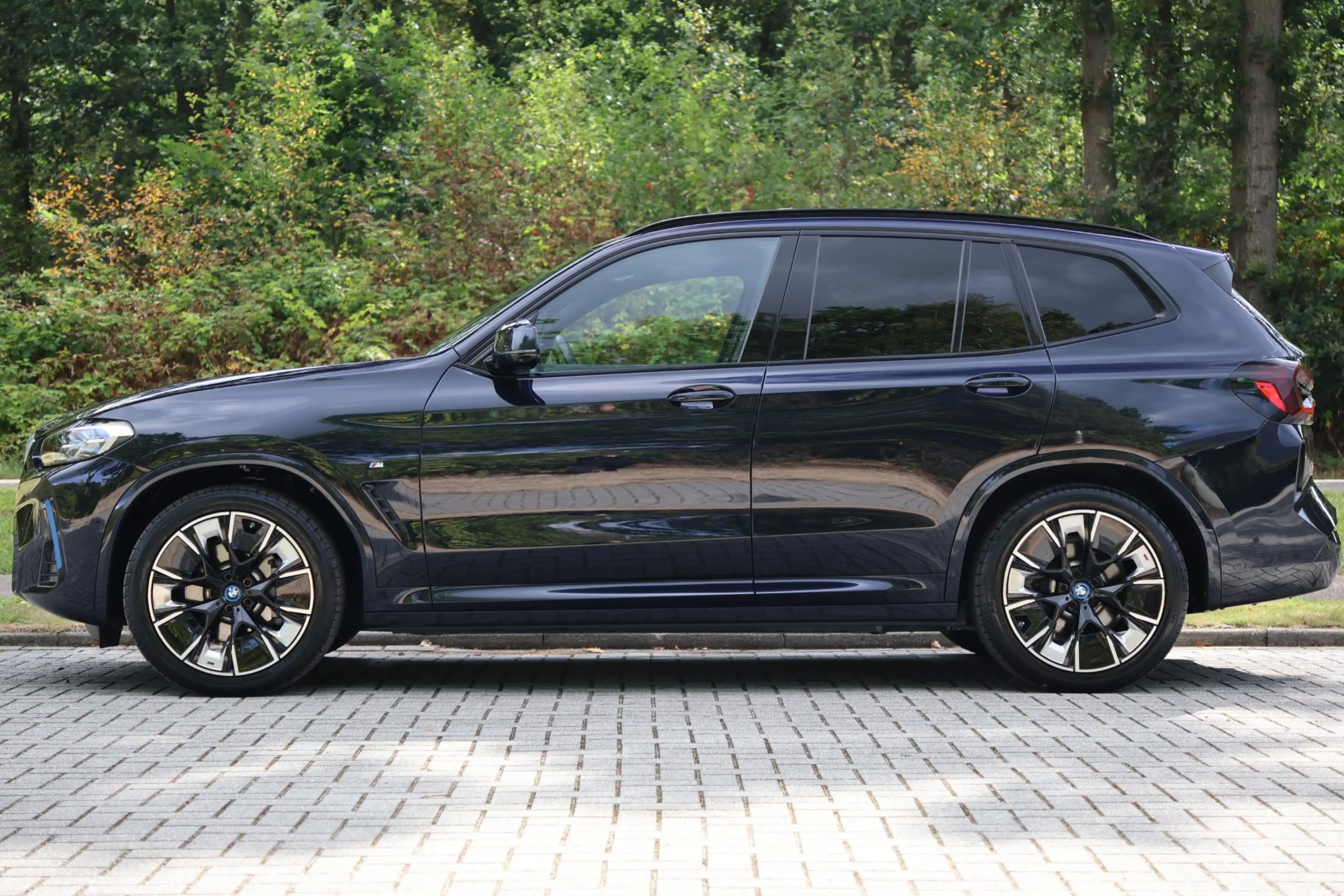 BMW iX3 High Executive 80 kWh M-Sport | Pano | Harman Kard — photo 2
