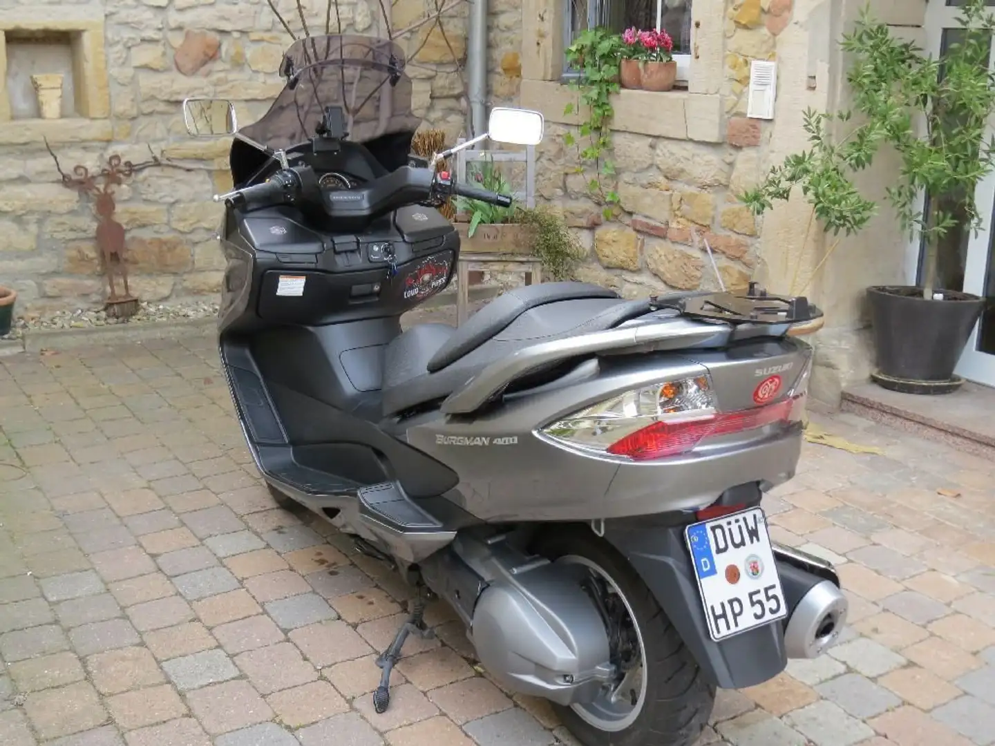 Suzuki Burgman 400 Grau - 2