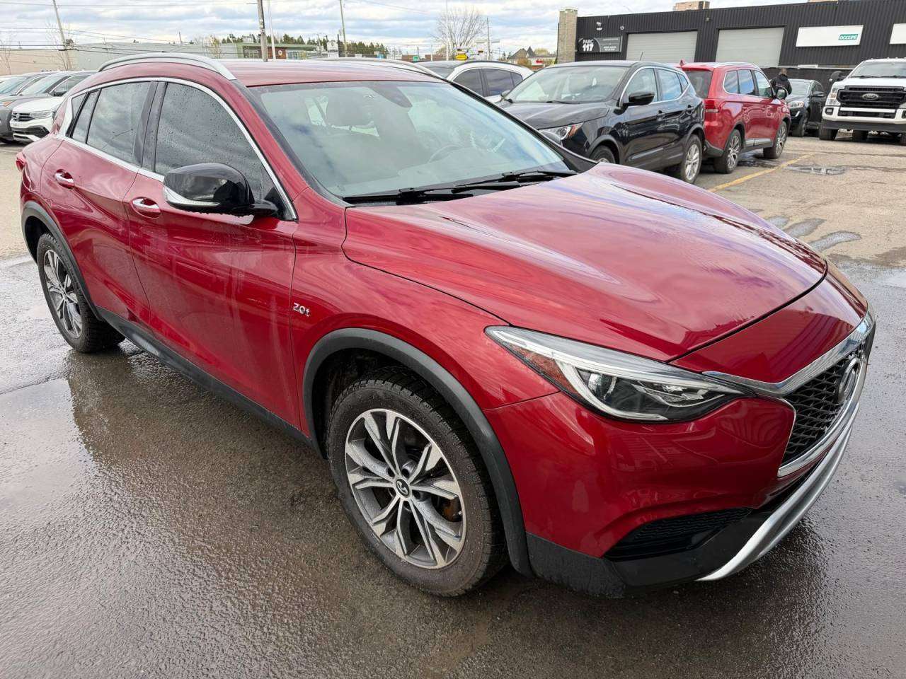 2017 Infiniti QX30 Base
