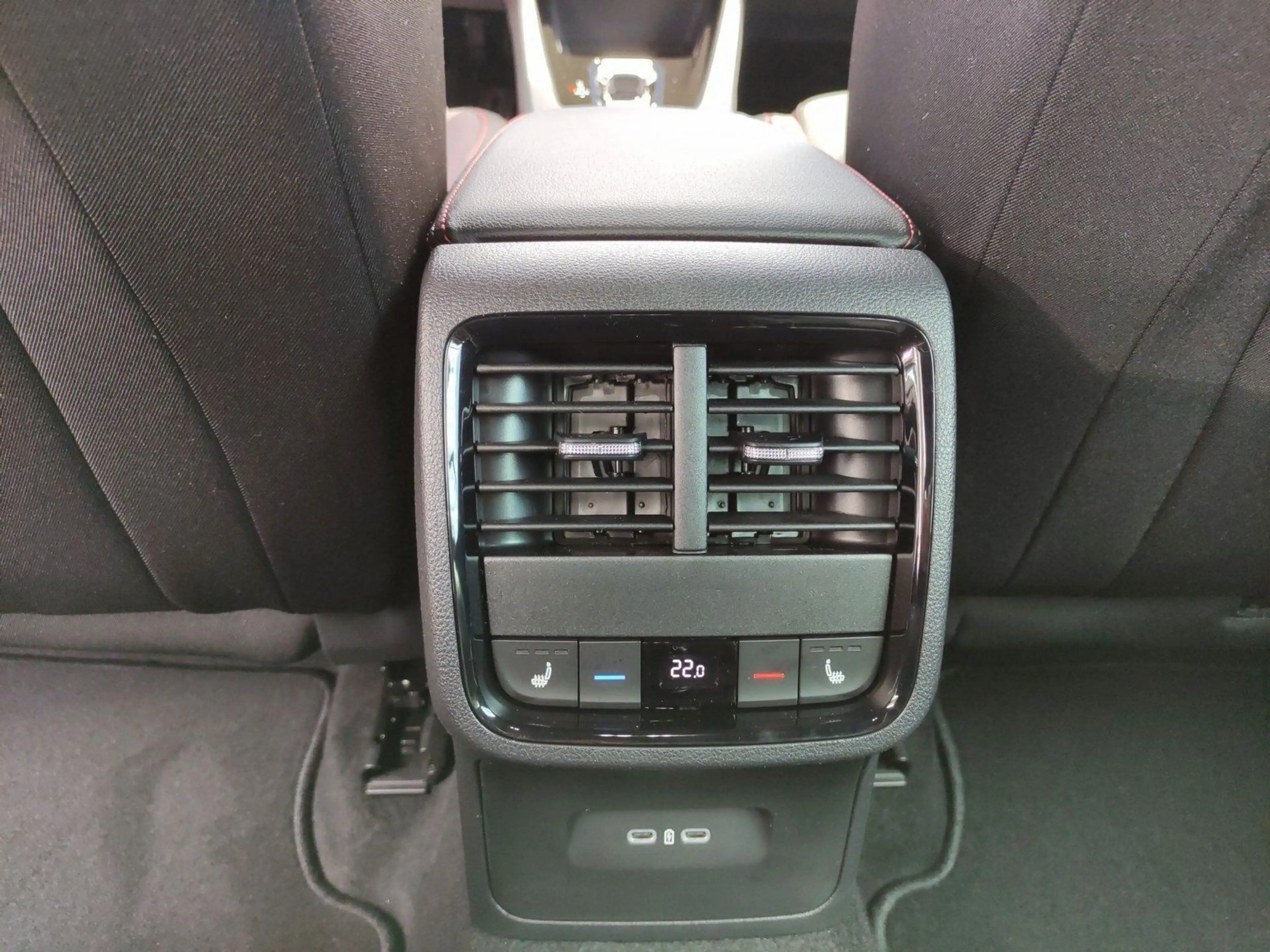 Skoda Octavia Combi RS 2.0 TDI DSG 200PS NAVI ACC LED — photo 13