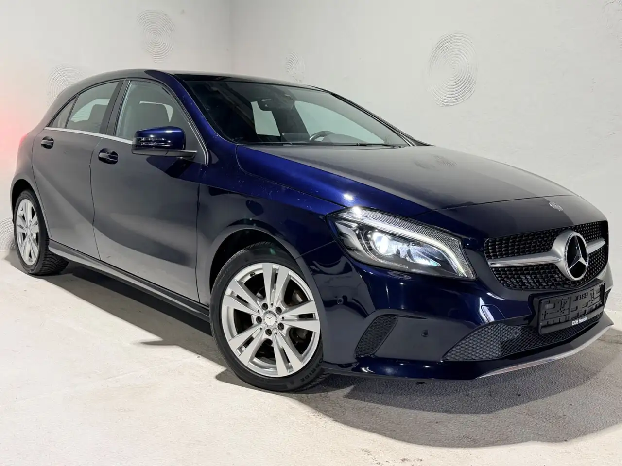 Mercedes-Benz A 180