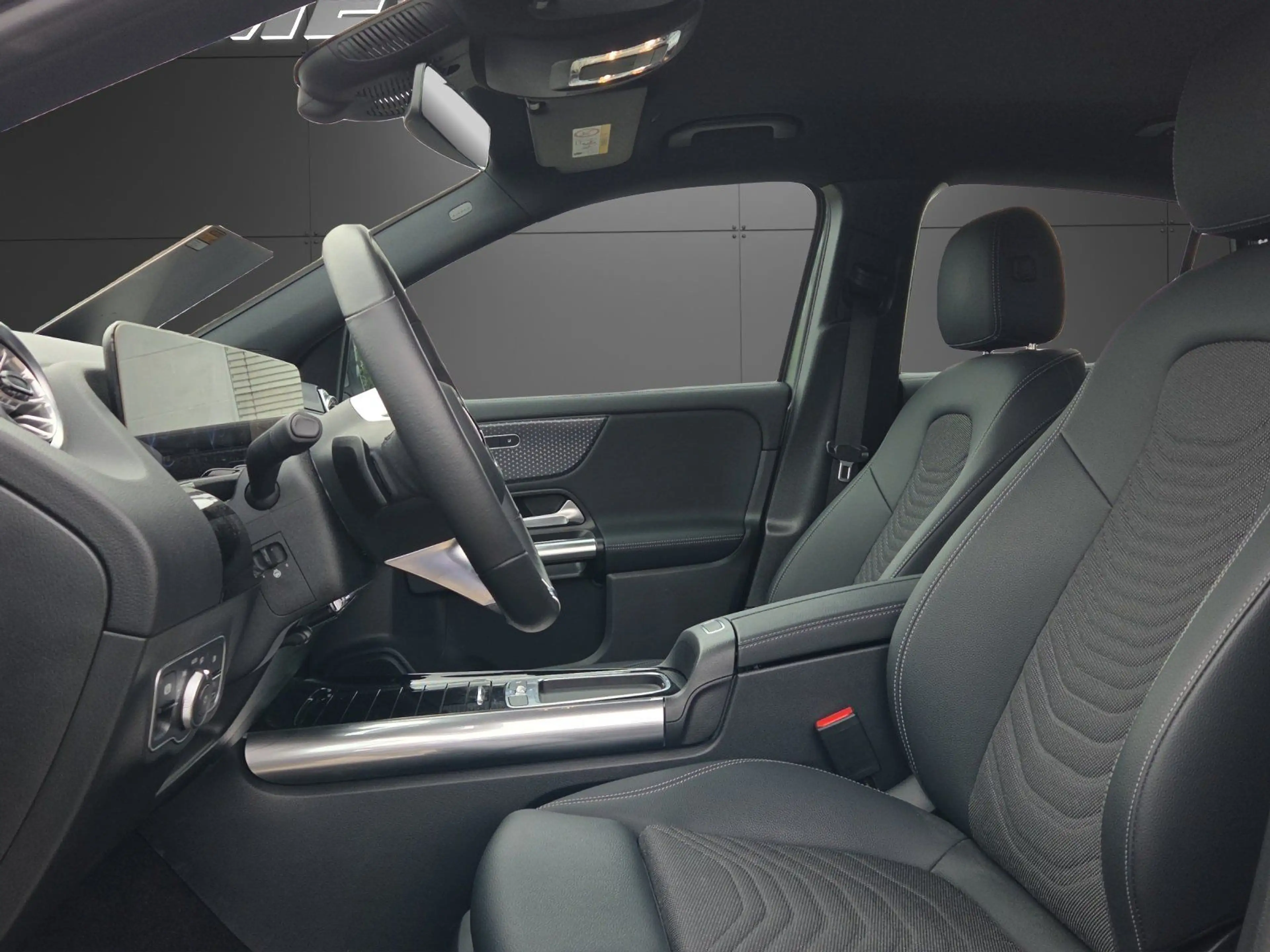 Mercedes-Benz EQA 250+ PROGRESSIVE+DISTRONIC+WI-PAKET+KAMERA++ — photo 8