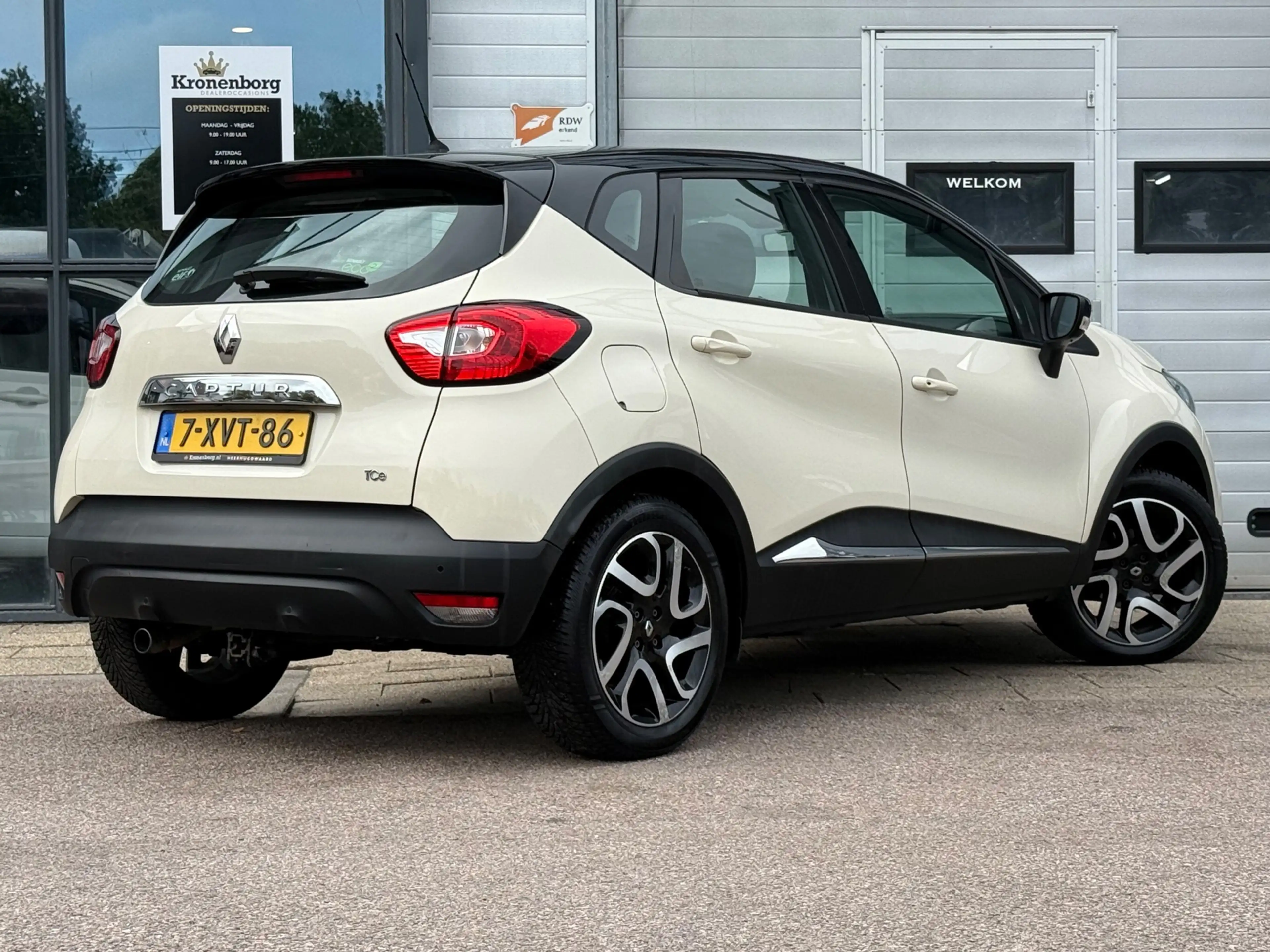 Renault Captur 0.9 TCe Dynamique| CAMERA| KEYLESS| NAP — photo 2