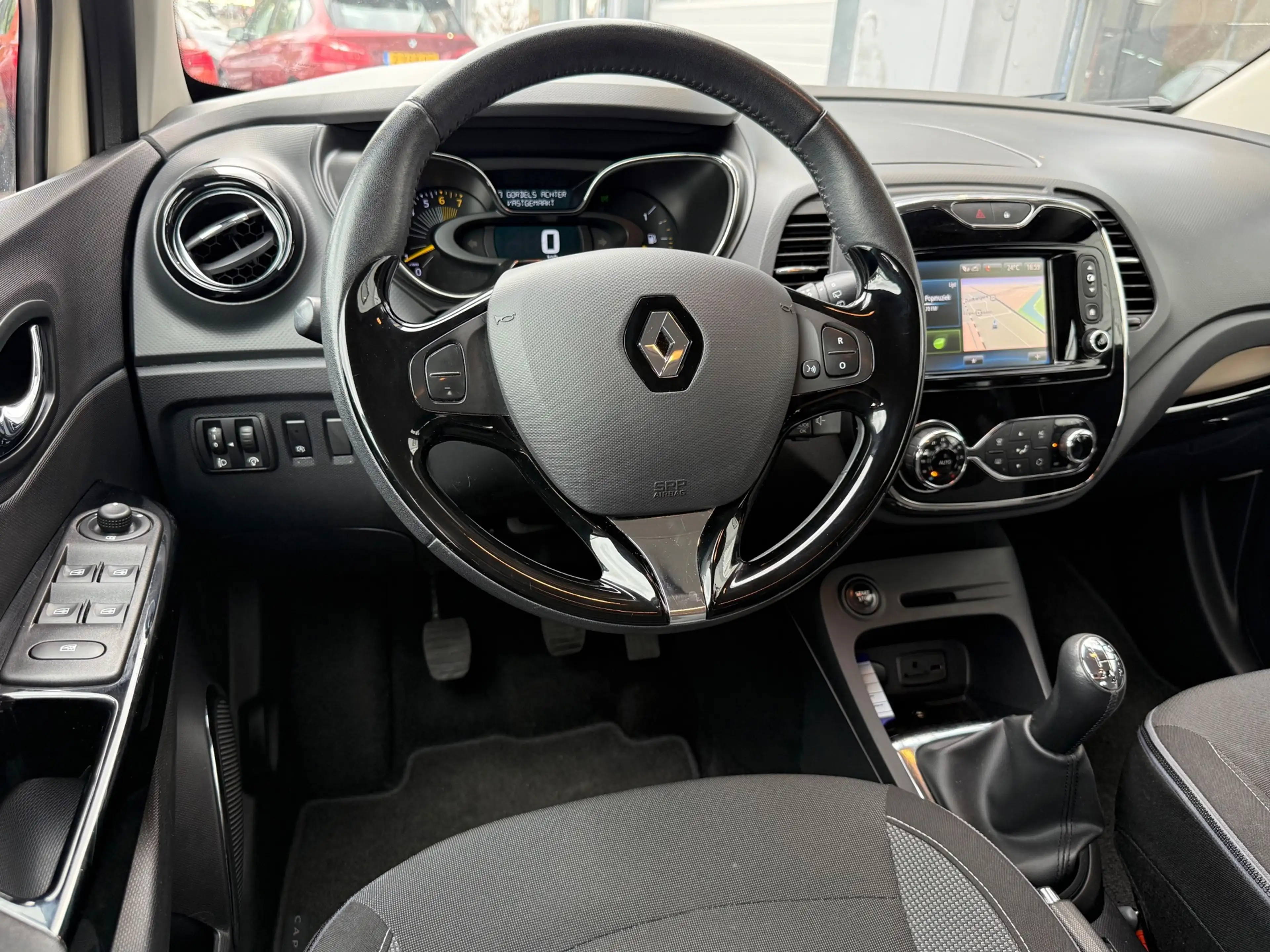 Renault Captur 0.9 TCe Dynamique| CAMERA| KEYLESS| NAP — photo 4