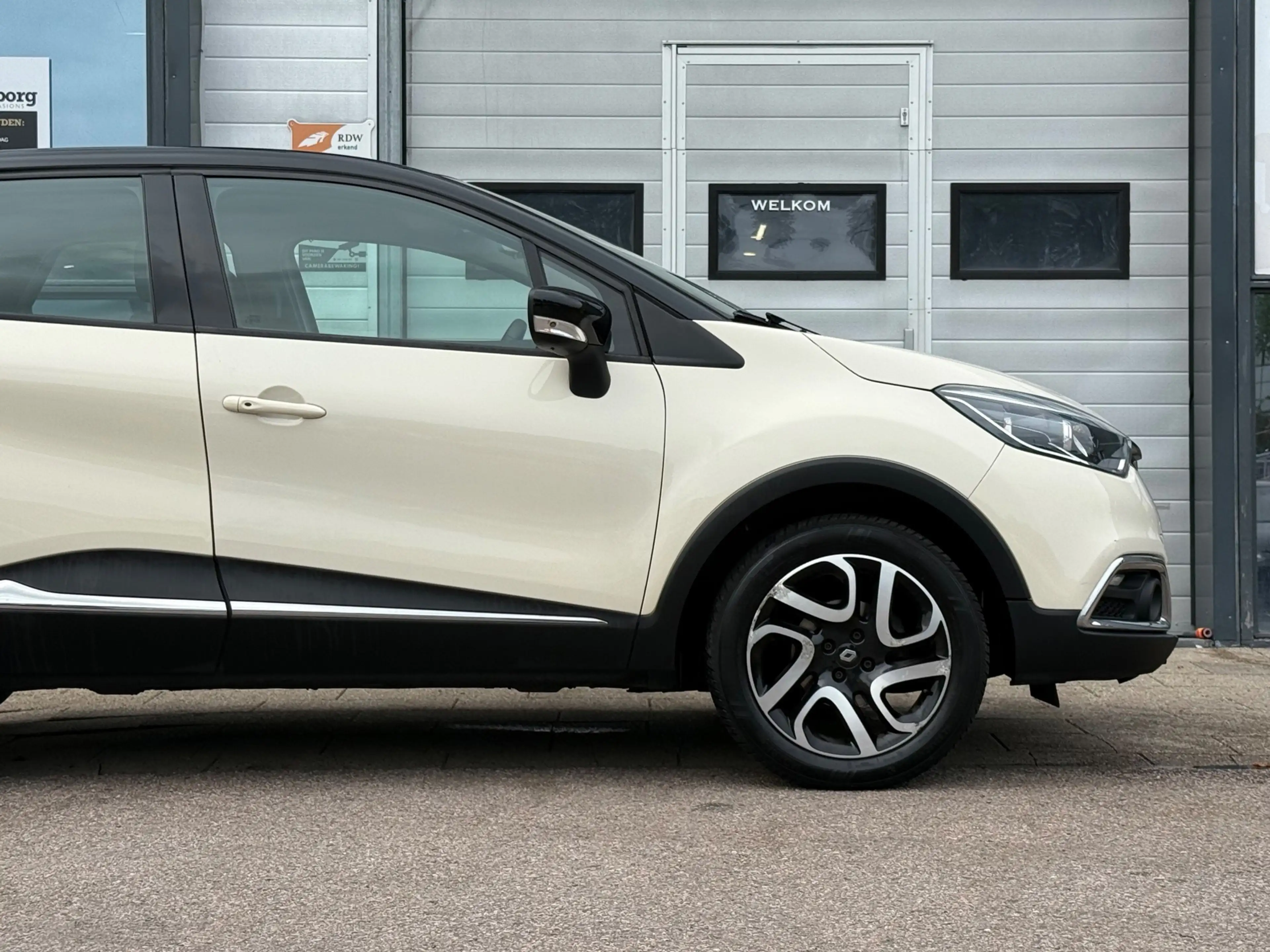 Renault Captur 0.9 TCe Dynamique| CAMERA| KEYLESS| NAP — photo 13