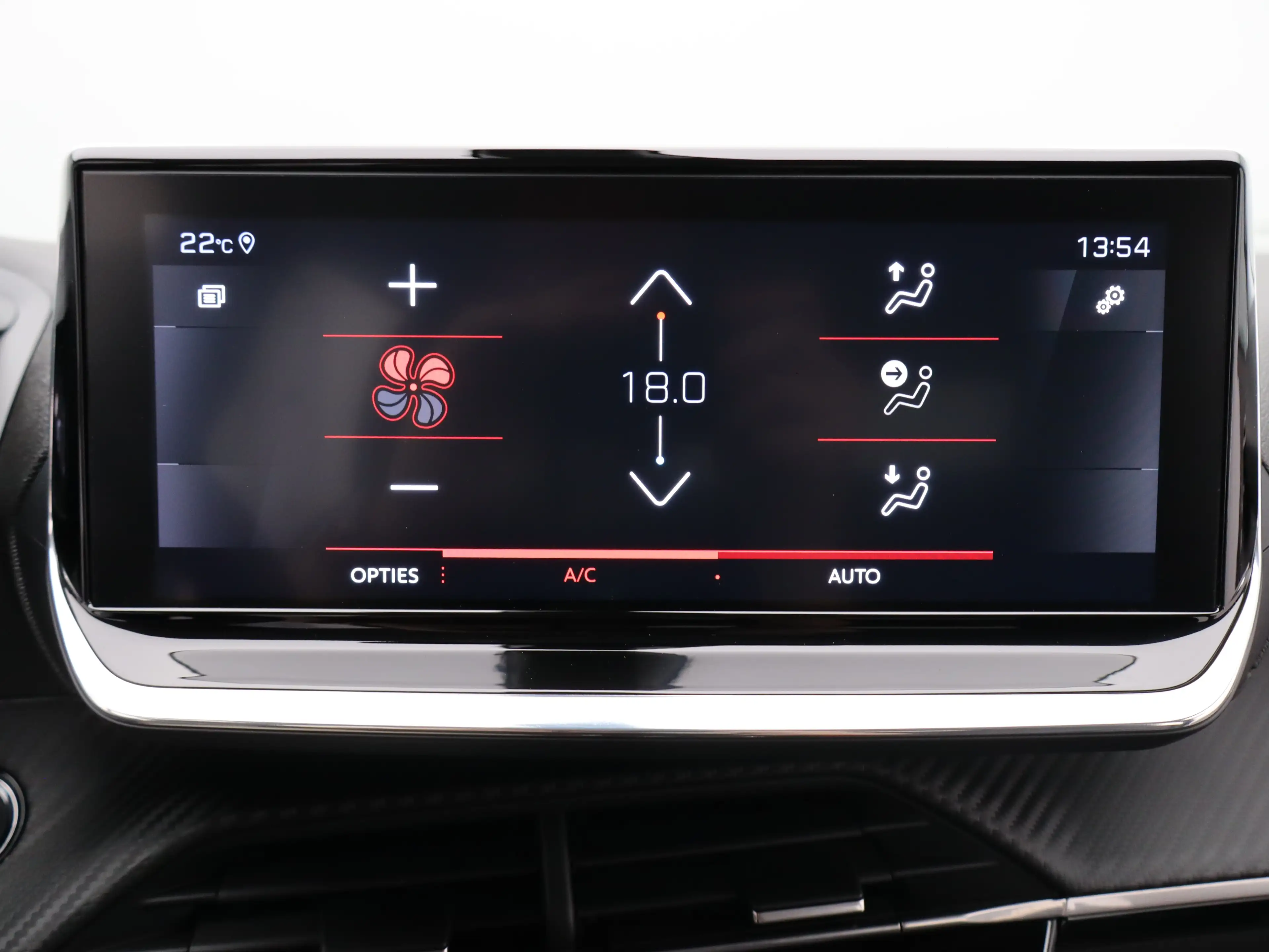 Peugeot 2008 1.2 PureTech Allure Pack | Navi | Cruise | Clima | — photo 28