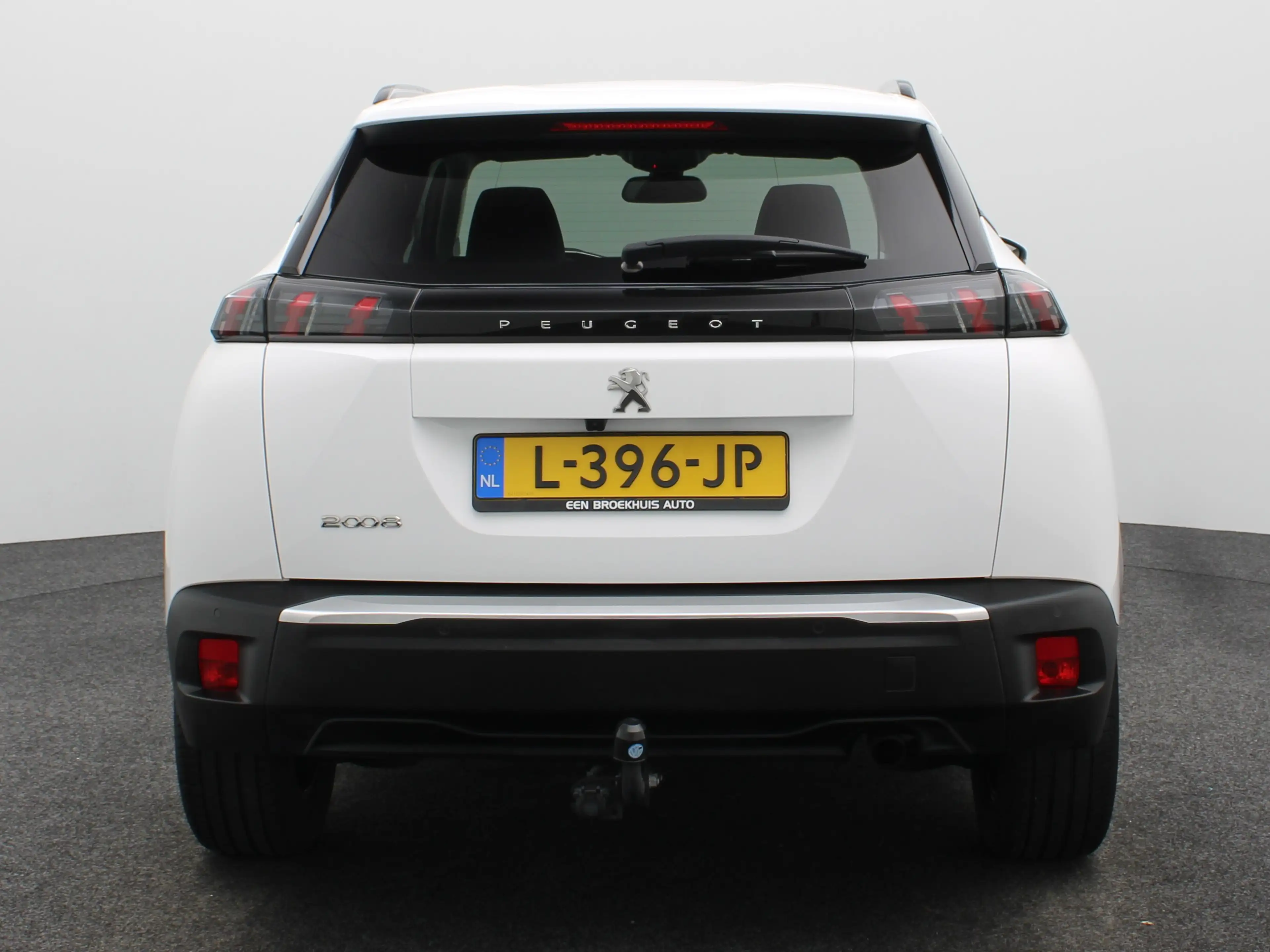 Peugeot 2008 1.2 PureTech Allure Pack | Navi | Cruise | Clima | — photo 6