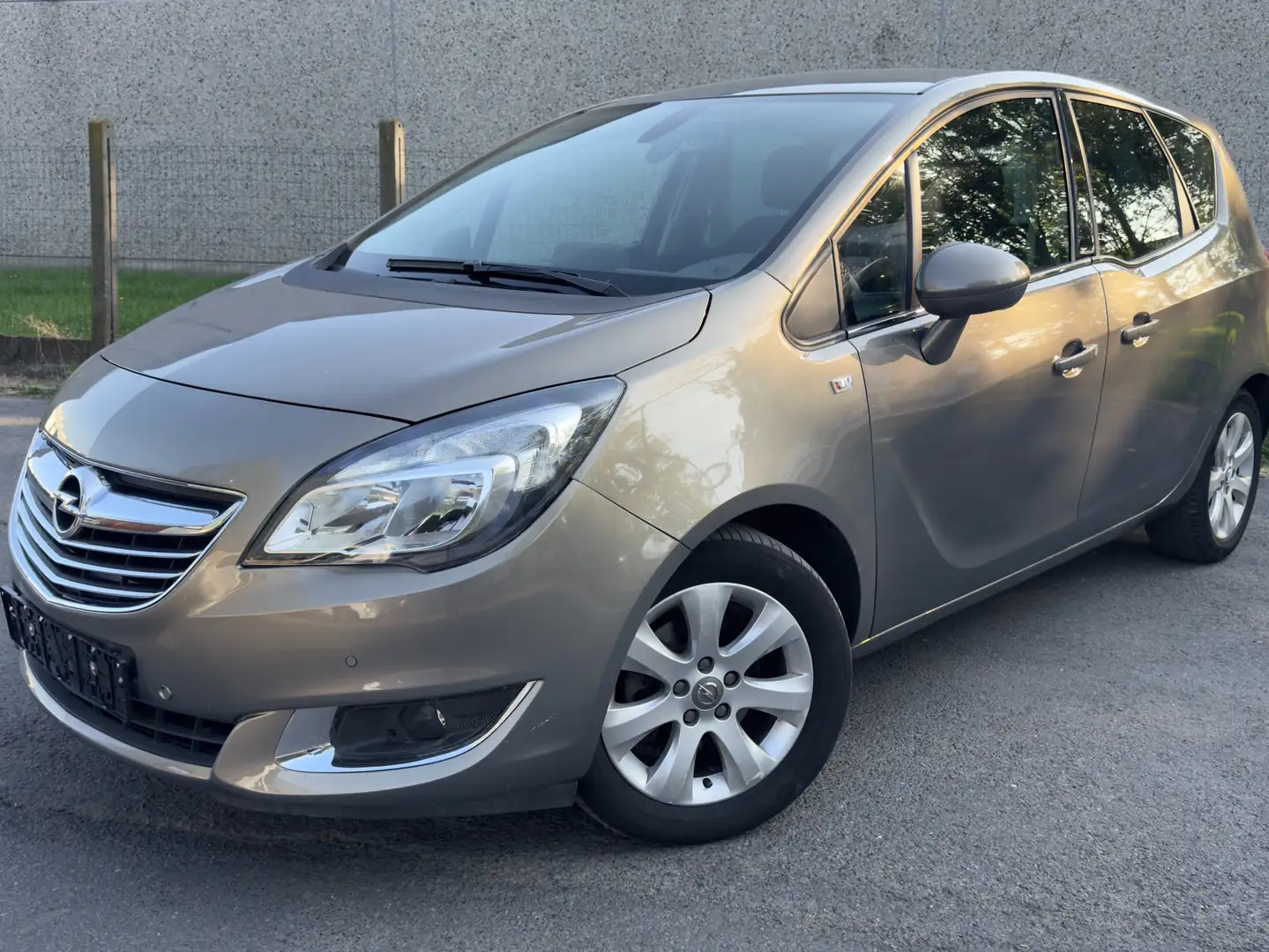 Opel Meriva Meriva 1.4 COSMO * 1 Jaar Garantie * Cam/Navi/Led. Brun - 1