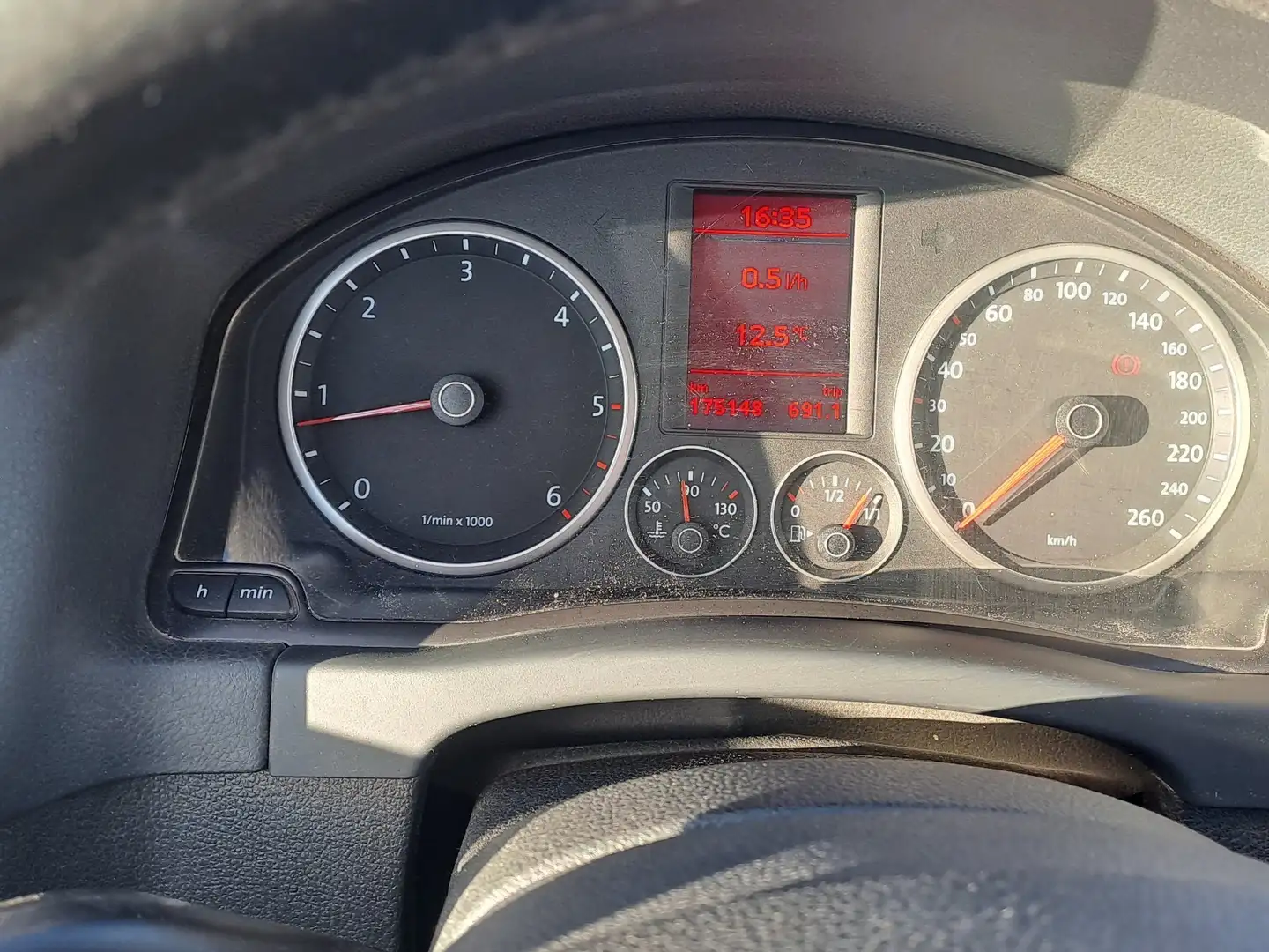 Volkswagen Tiguan 2.0 TDI DPF 4Motion Sport & Style - 2