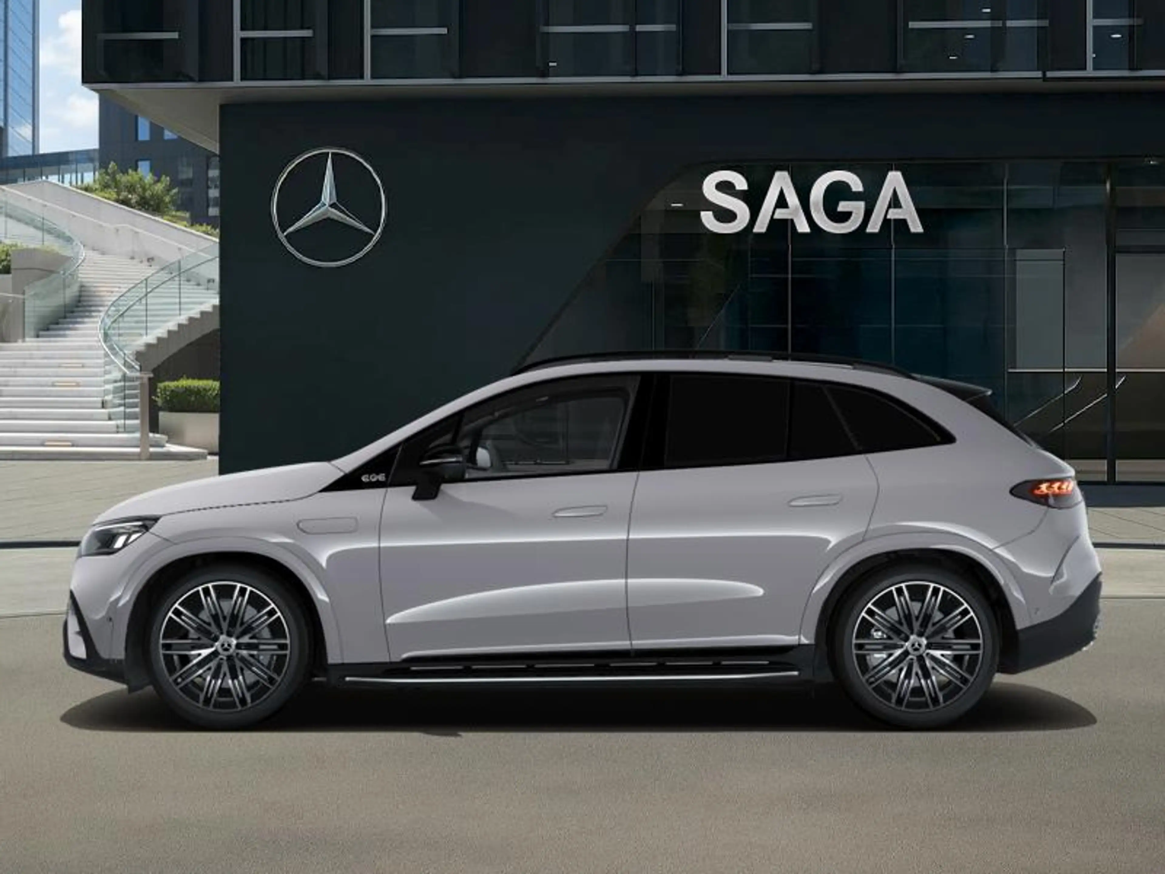 Mercedes-Benz EQE SUV EQE 350+ — photo 6