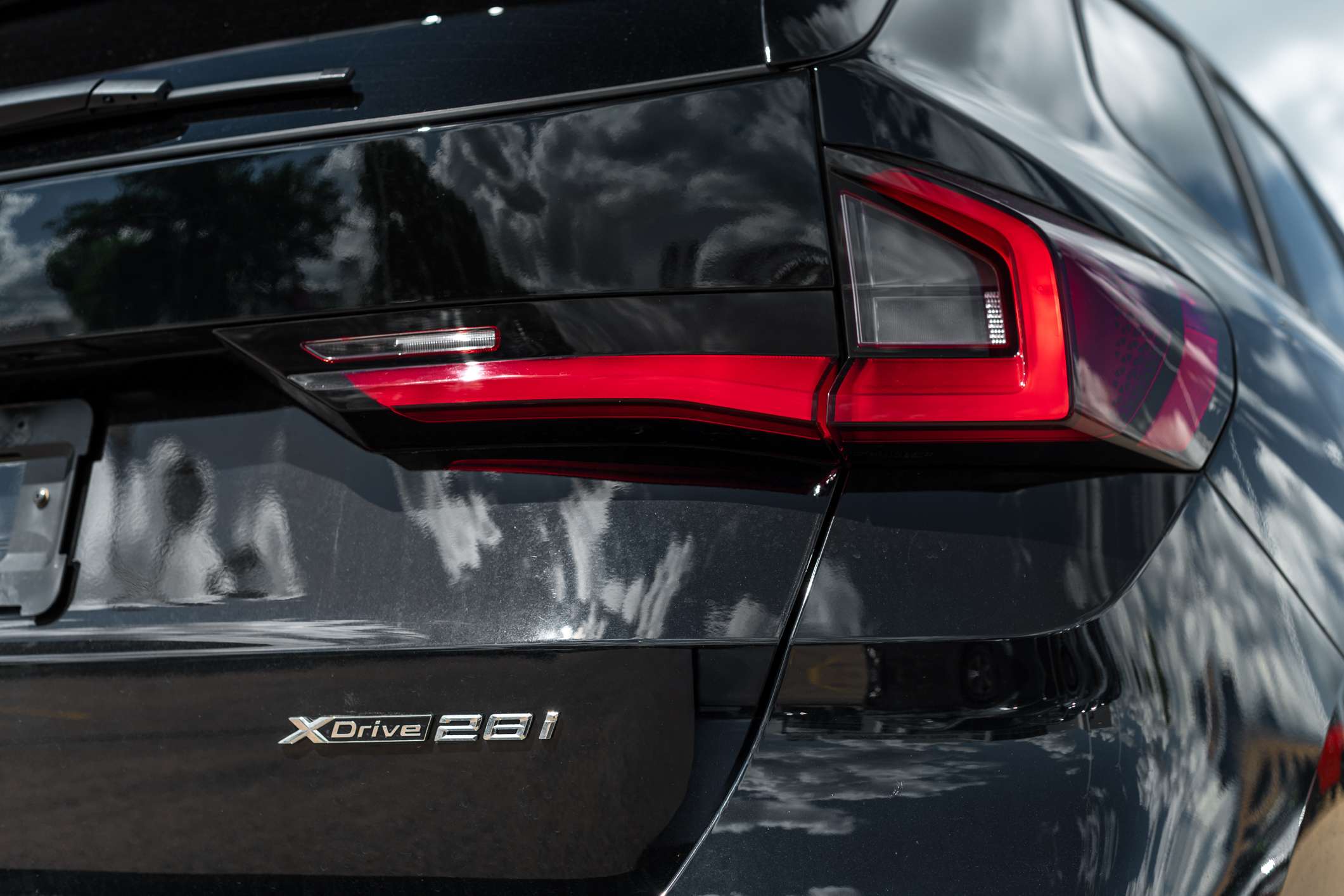 2025 BMW X1 xDrive28i | Premium Essential, Heated Seats, Carpl thumb 18