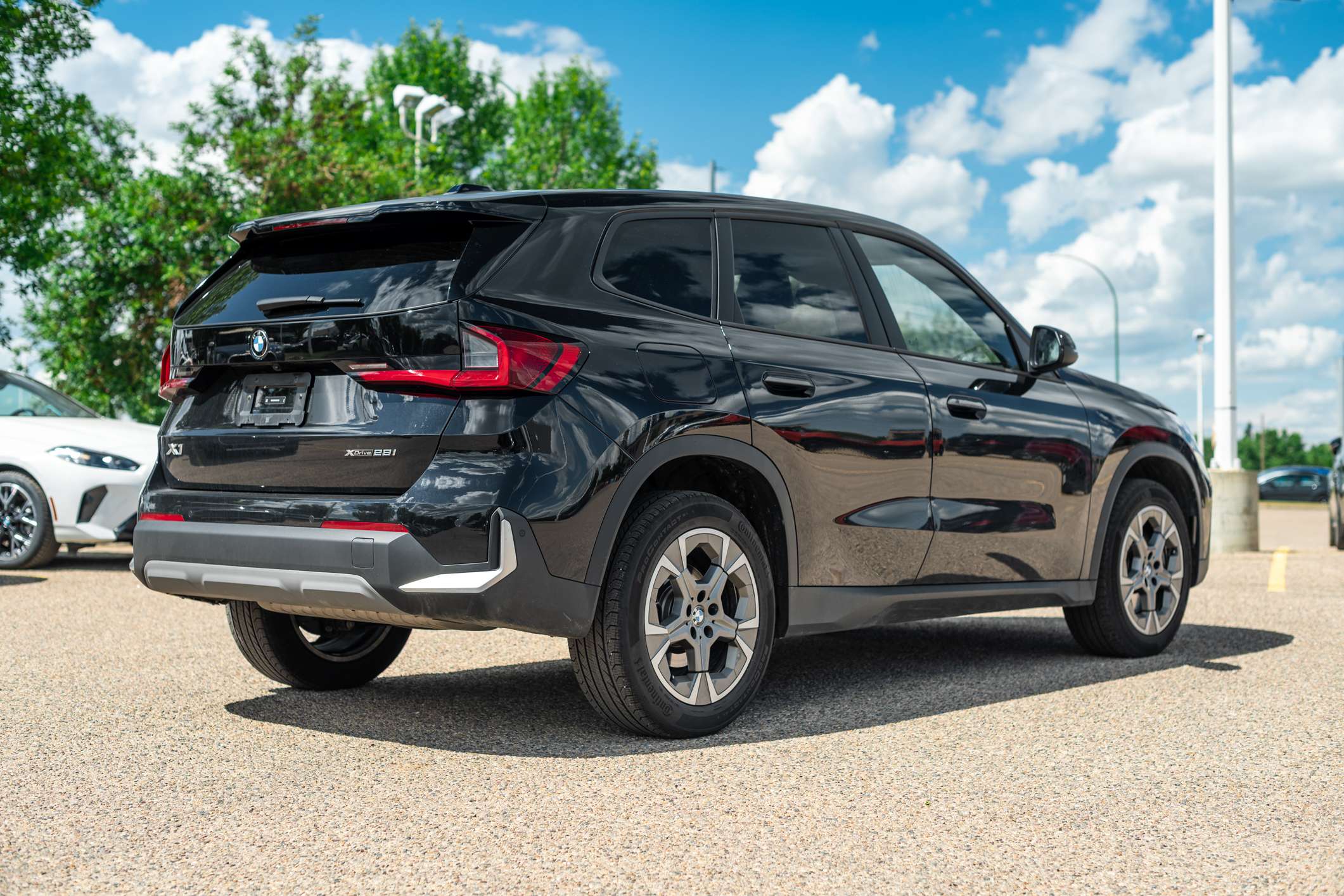 2025 BMW X1 xDrive28i | Premium Essential, Heated Seats, Carpl thumb 19