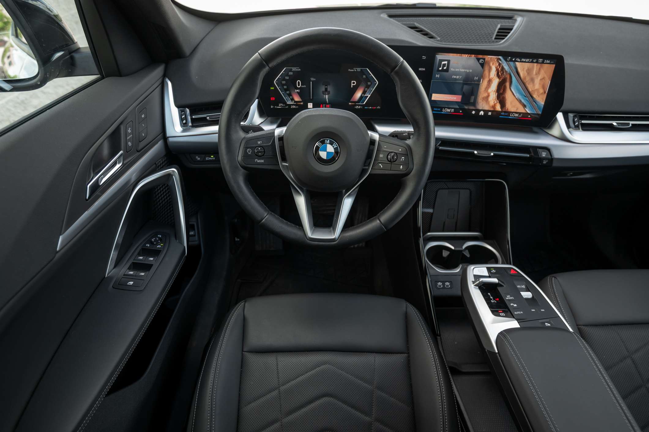 2025 BMW X1 xDrive28i | Premium Essential, Heated Seats, Carpl thumb 10