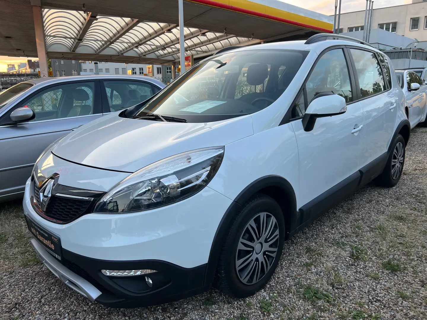 Renault Scenic Paris - 1