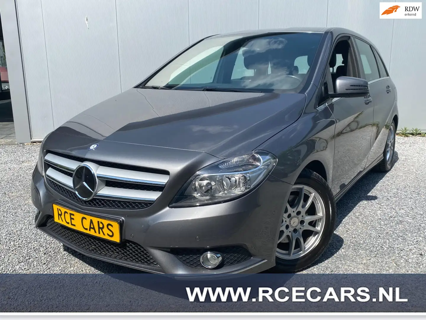 Mercedes-Benz B 200 Prestige Automaat Cruisecontr PDC Stoelverw Clima Gris - 1