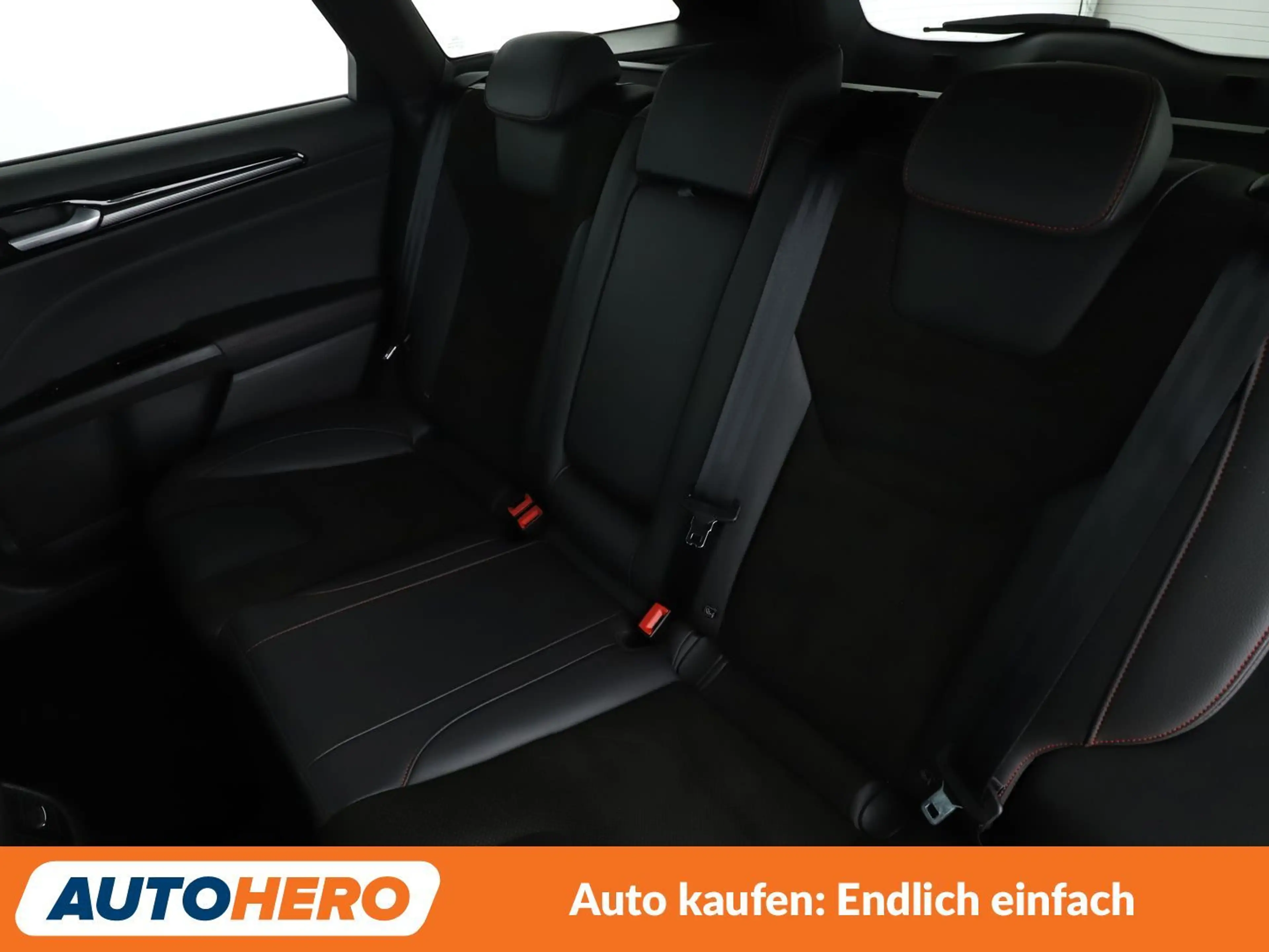 Ford Mondeo 2.0 TDCi EcoBlue ST-Line Aut*NAVI*LED*ACC*CAM*PDC* — photo 14