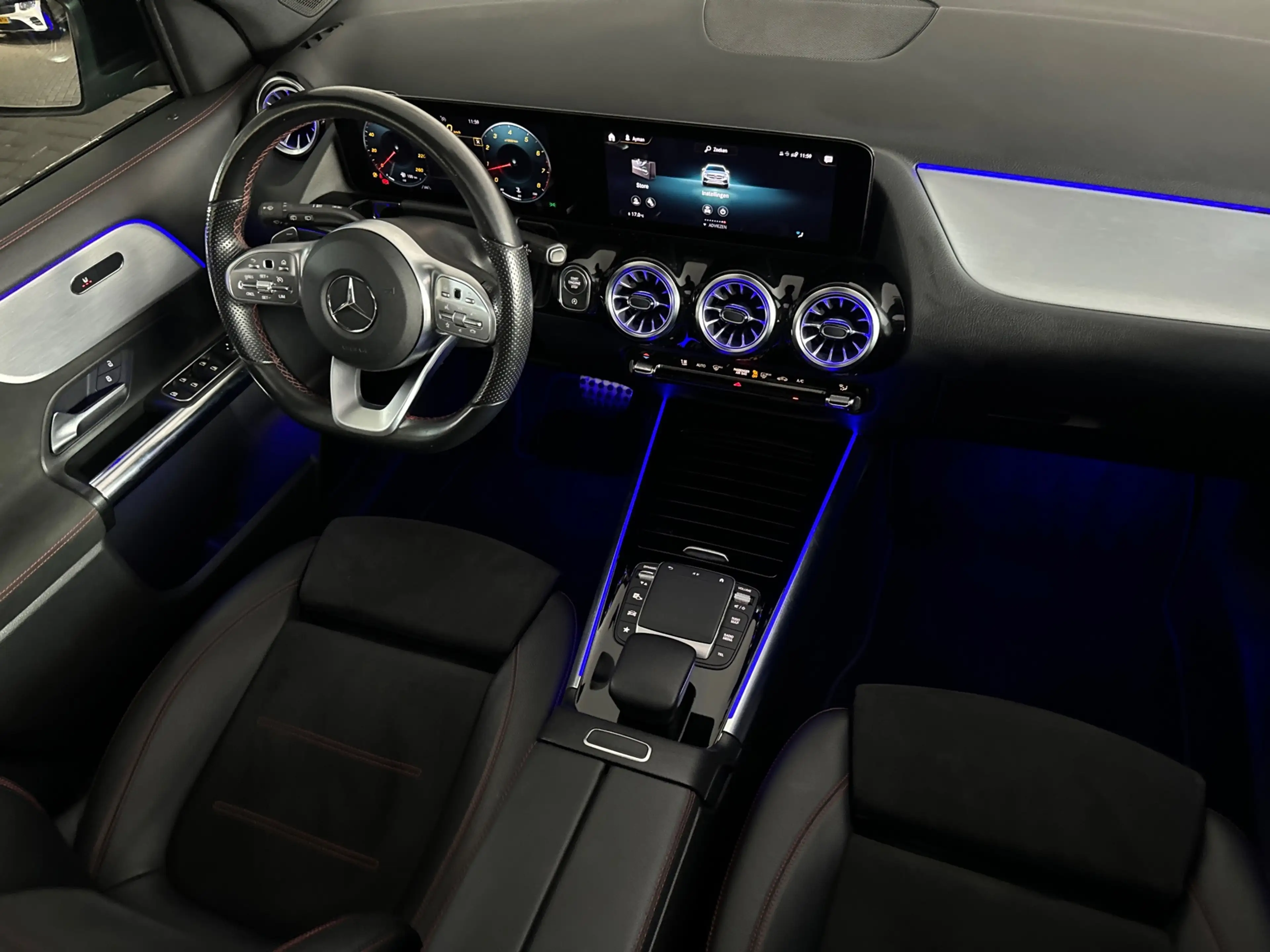 Mercedes-Benz GLA 250 4MATIC AMG Line Pano|ACC|Camera|Dodehoek — photo 33