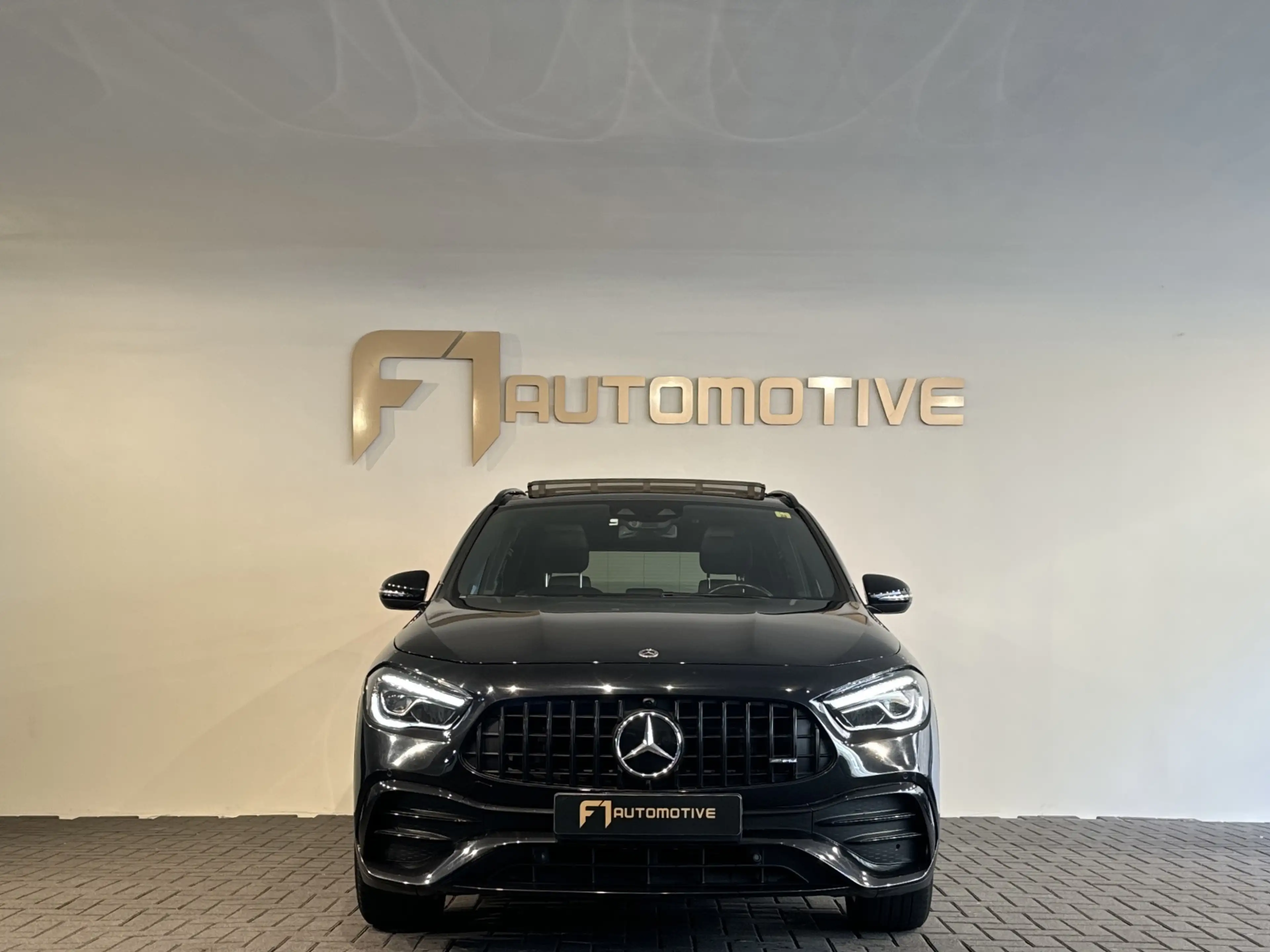Mercedes-Benz GLA 250 4MATIC AMG Line Pano|ACC|Camera|Dodehoek — photo 2