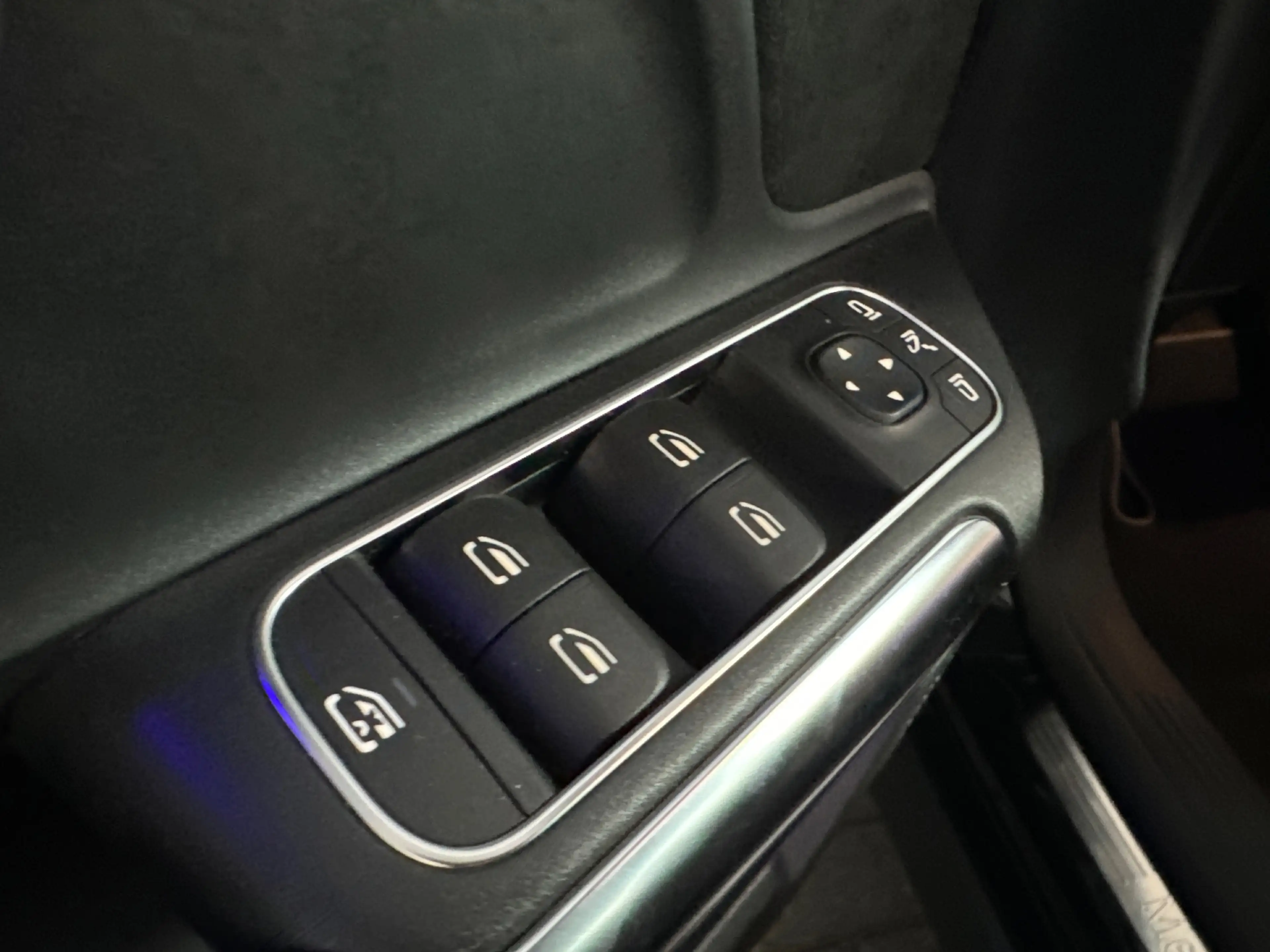 Mercedes-Benz GLA 250 4MATIC AMG Line Pano|ACC|Camera|Dodehoek — photo 15