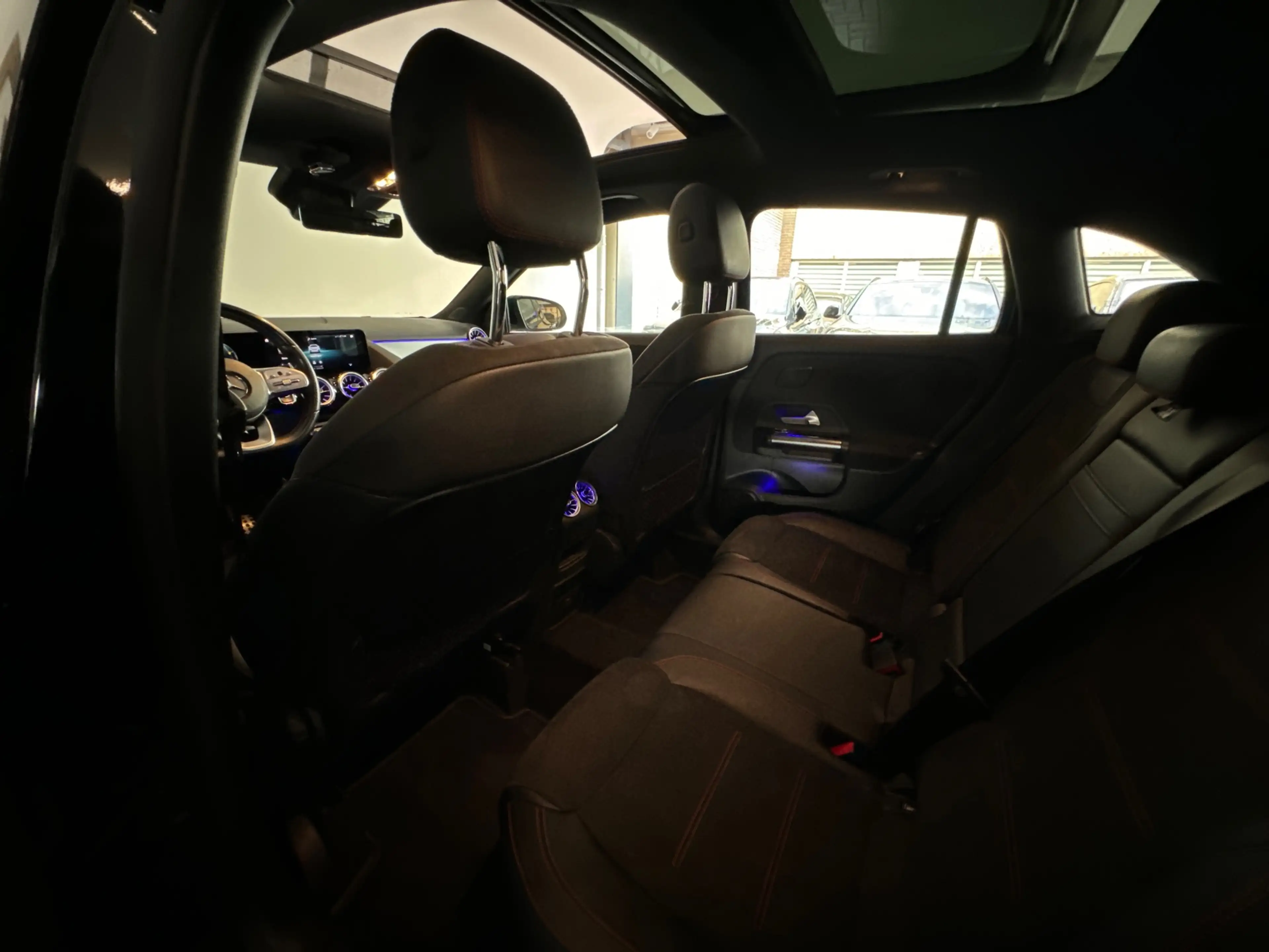 Mercedes-Benz GLA 250 4MATIC AMG Line Pano|ACC|Camera|Dodehoek — photo 30