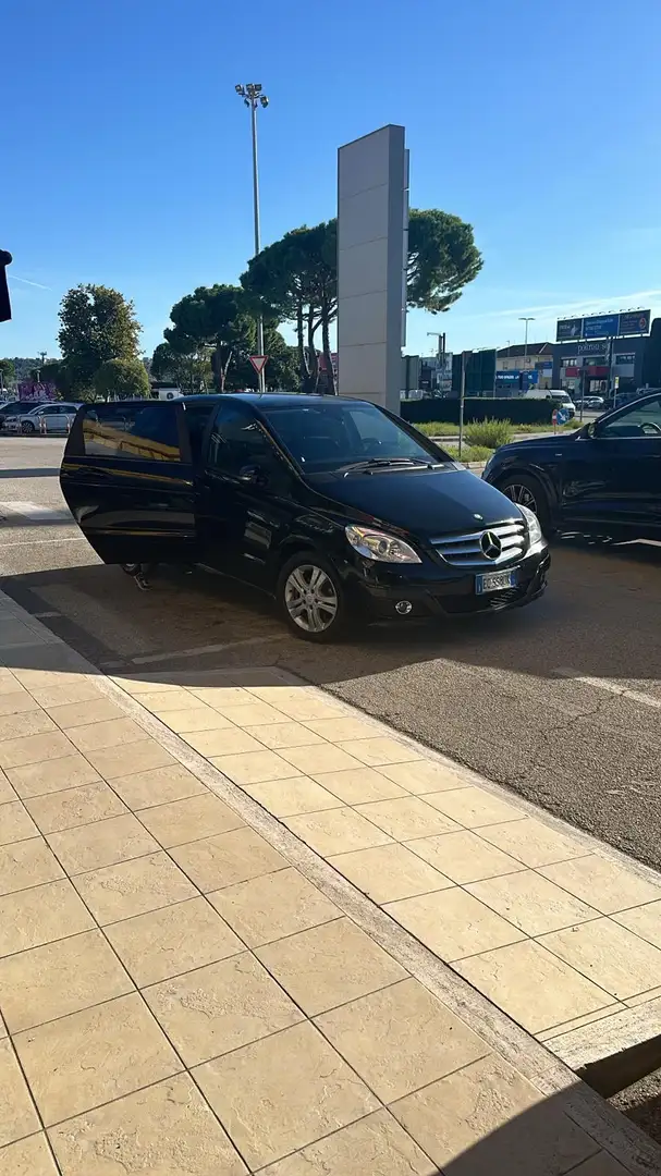 Mercedes-Benz B 180 - 2