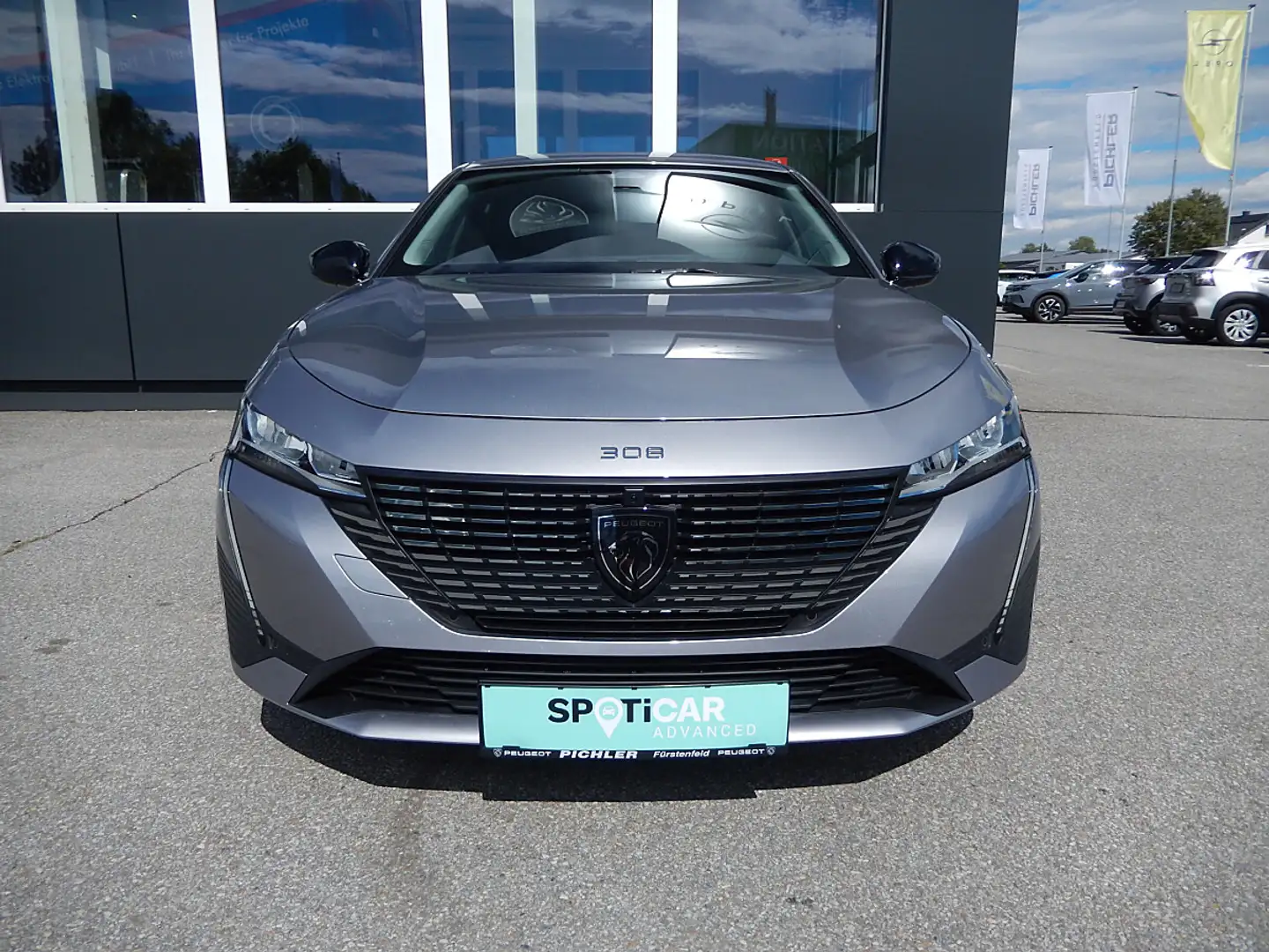Peugeot 308 SW Hybrid 145 e-DSC6 Allure Silber - 2