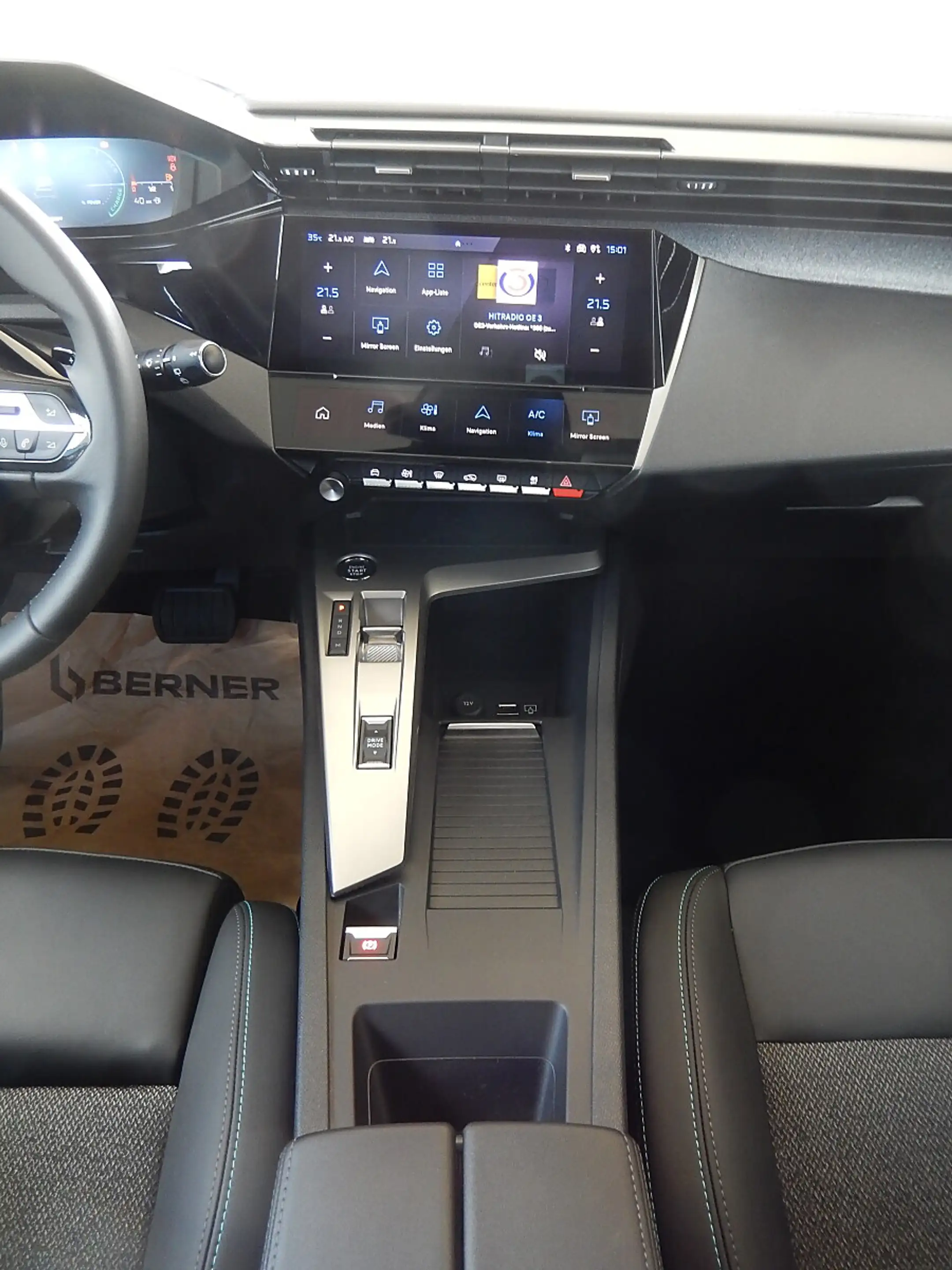 Peugeot 308 SW Hybrid 145 e-DSC6 Allure — photo 18