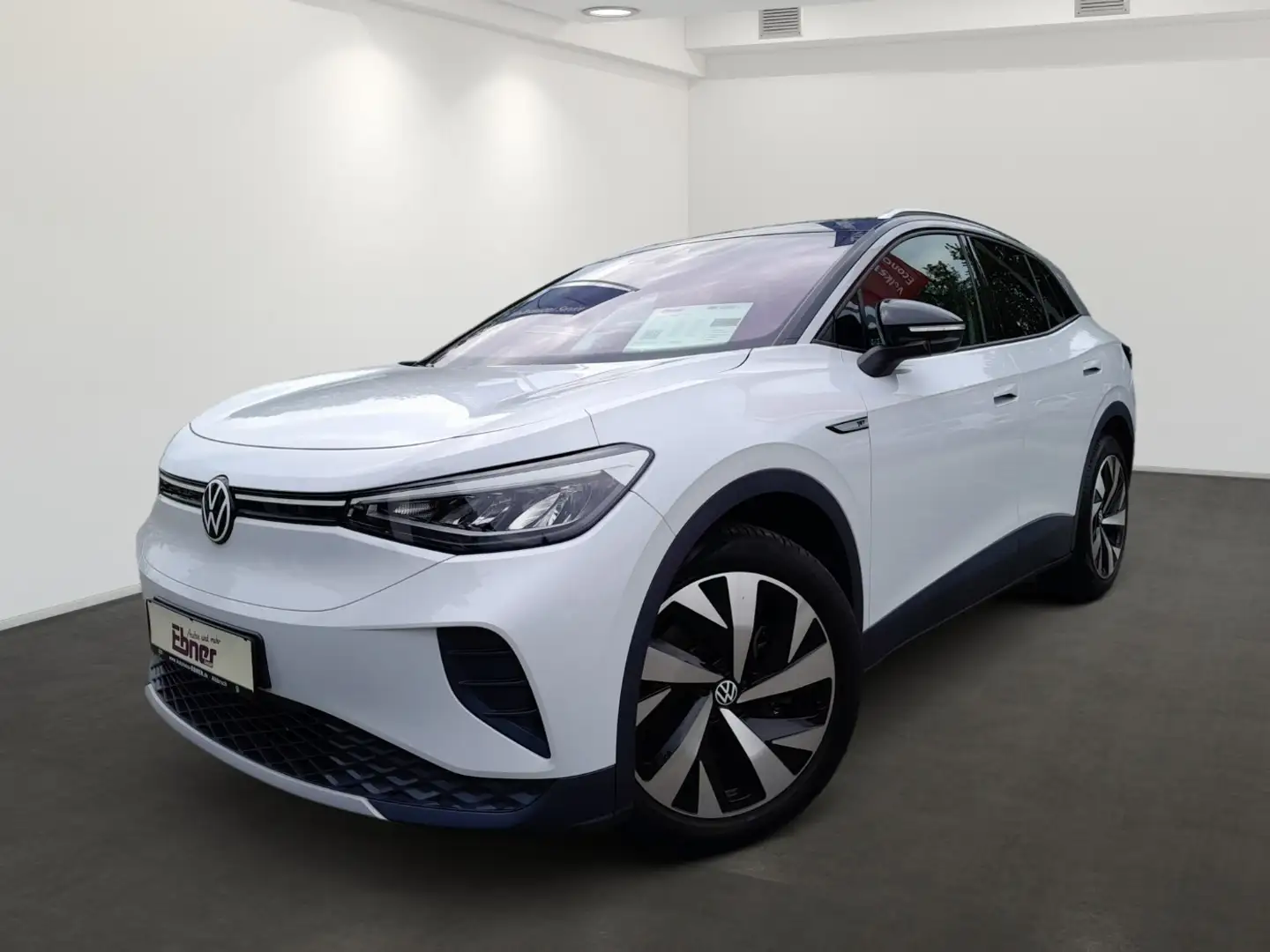 Volkswagen ID.4 1st EDITION 82KW/h AHK+KAMERA+WPUMPE+CCS+ACC+NAVI+ Schwarz - 2