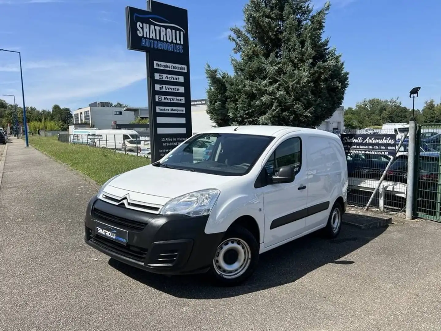 Citroen Berlingo Citroën II 1.6 BlueHDi 75ch 3Places Clim Régulateu Blanc - 1