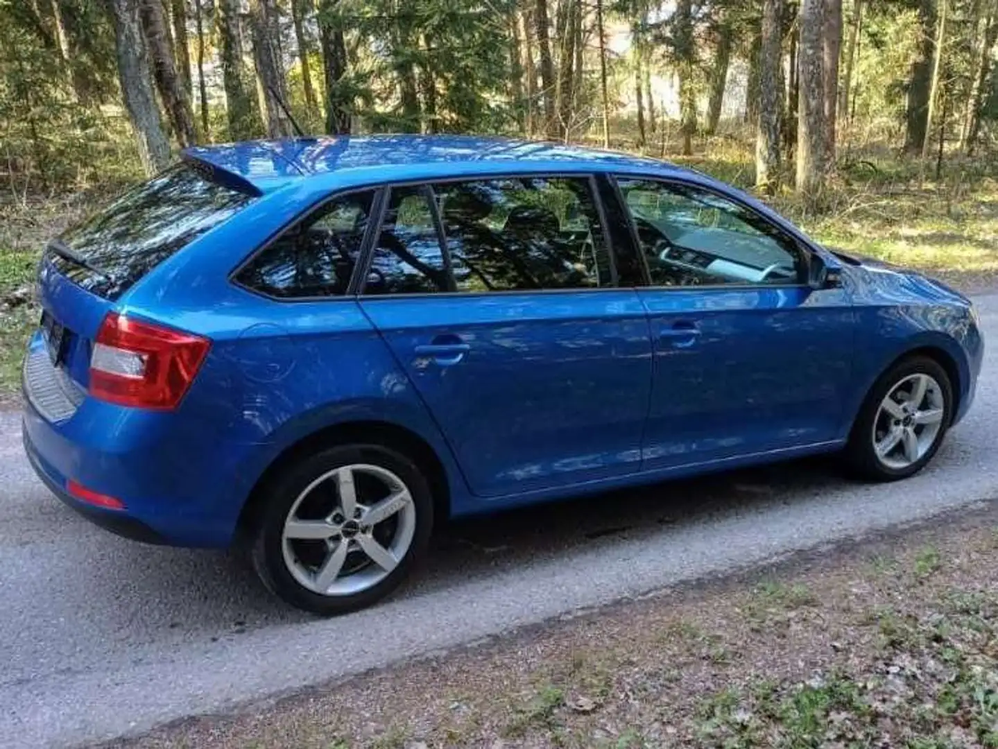 Skoda Rapid/Spaceback Rapid 1,4 TDI Sport Sport Blau - 1