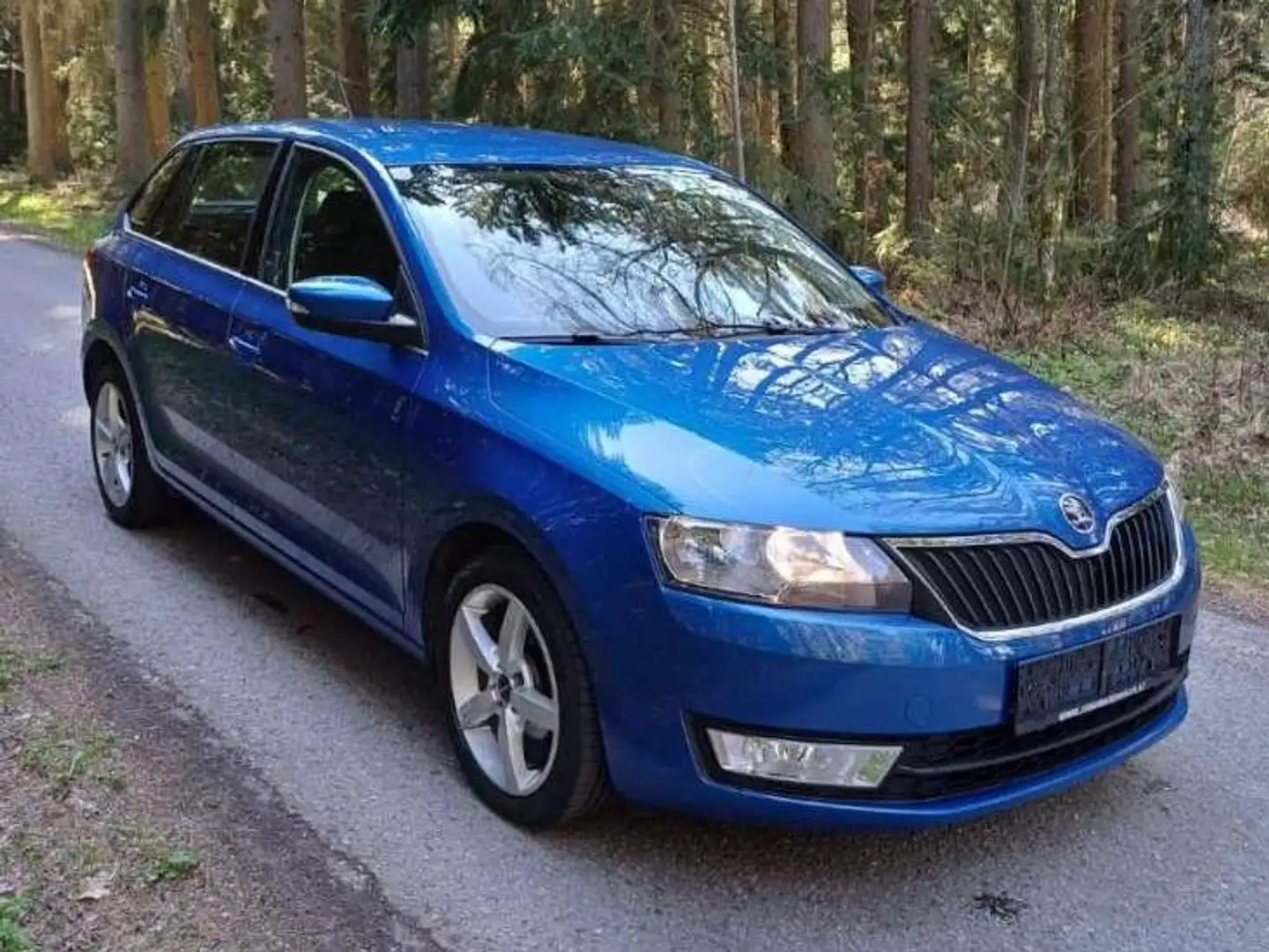 Skoda Rapid/Spaceback Rapid 1,4 TDI Sport Sport Blau - 2