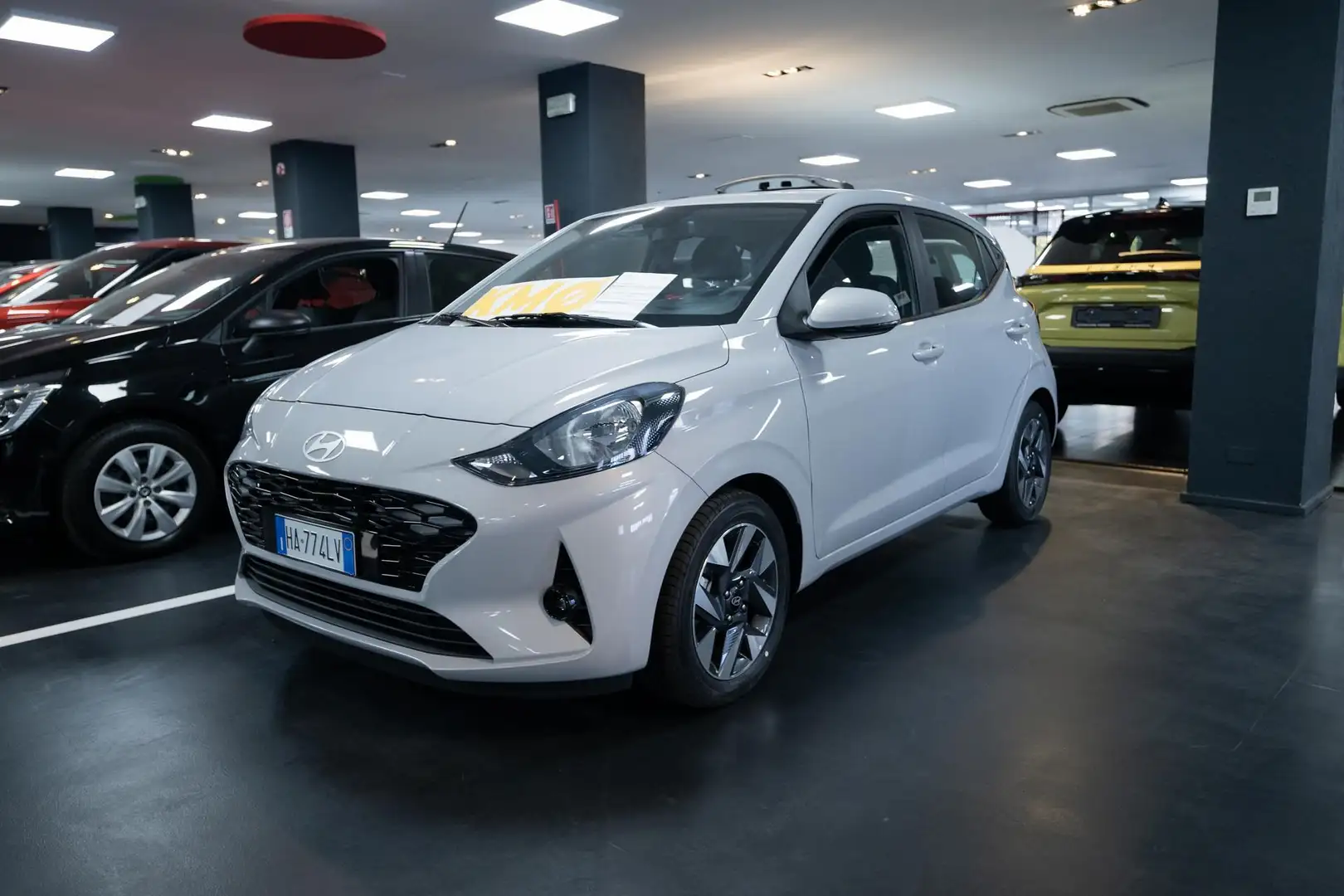 Hyundai i10 PE MY25 5P 1.0 GPL MT CONNECTLINE Argent - 1