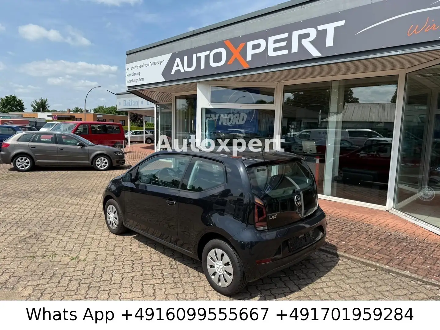 Volkswagen up! Basis MWST ausweisbar Schwarz - 2