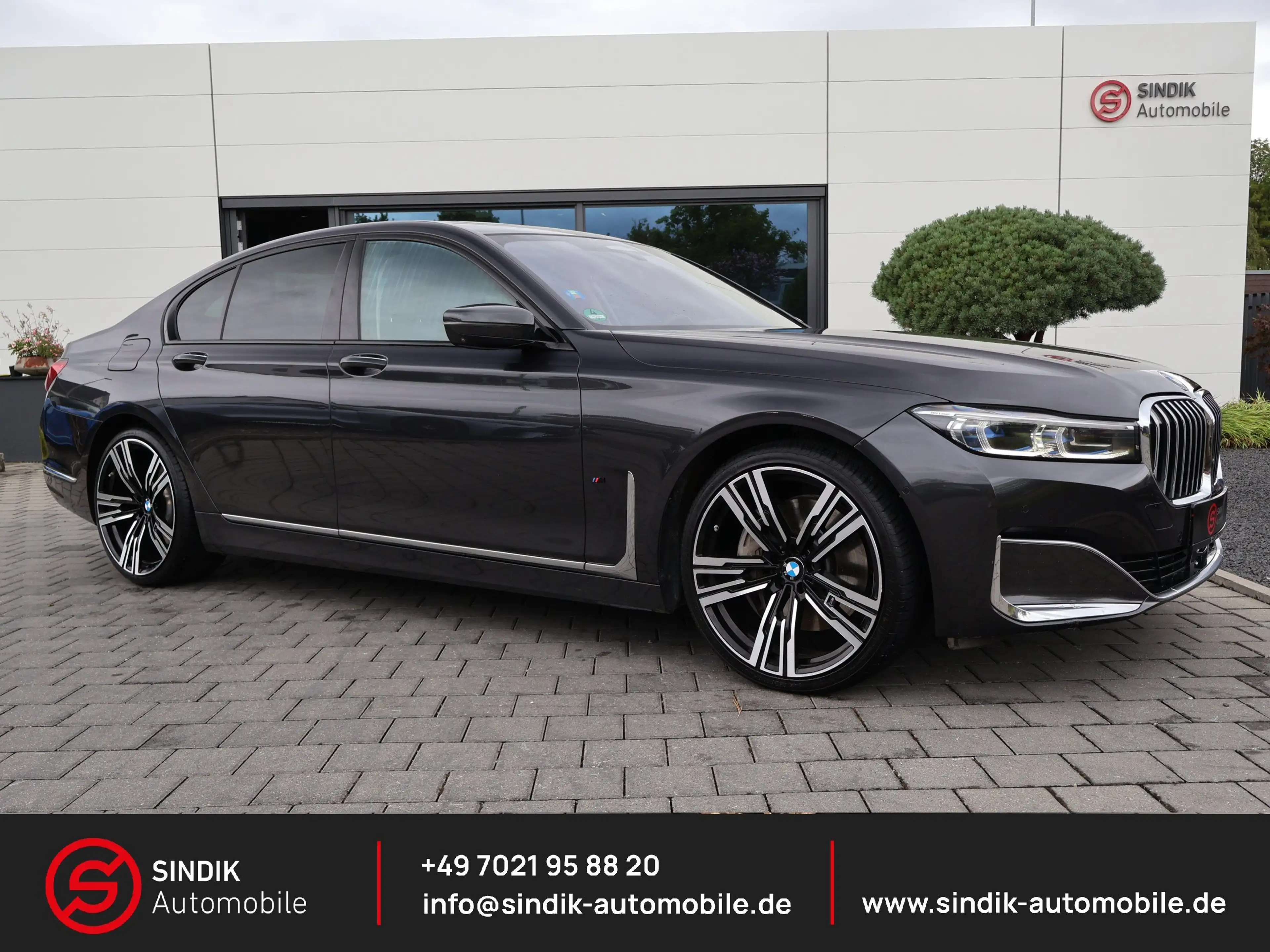 BMW 740 d xDrive ACC-NaviProf.-HeadUp-SoftClose-KeyG