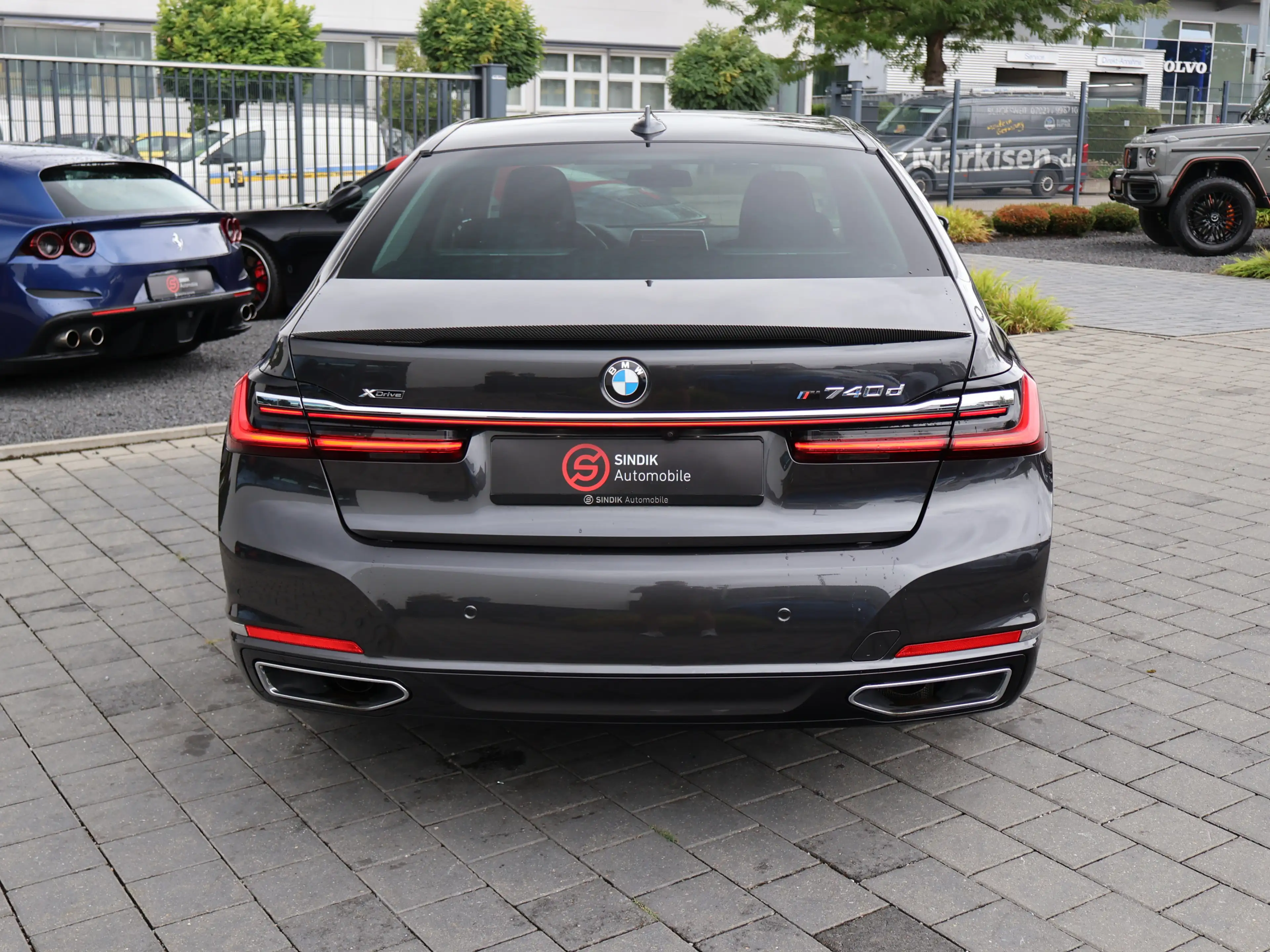 BMW 740 d xDrive ACC-NaviProf.-HeadUp-SoftClose-KeyG — photo 8