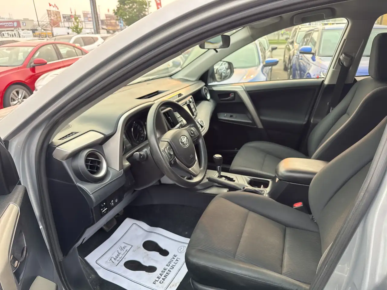 Toyota RAV 4 photo Toyota RAV 4