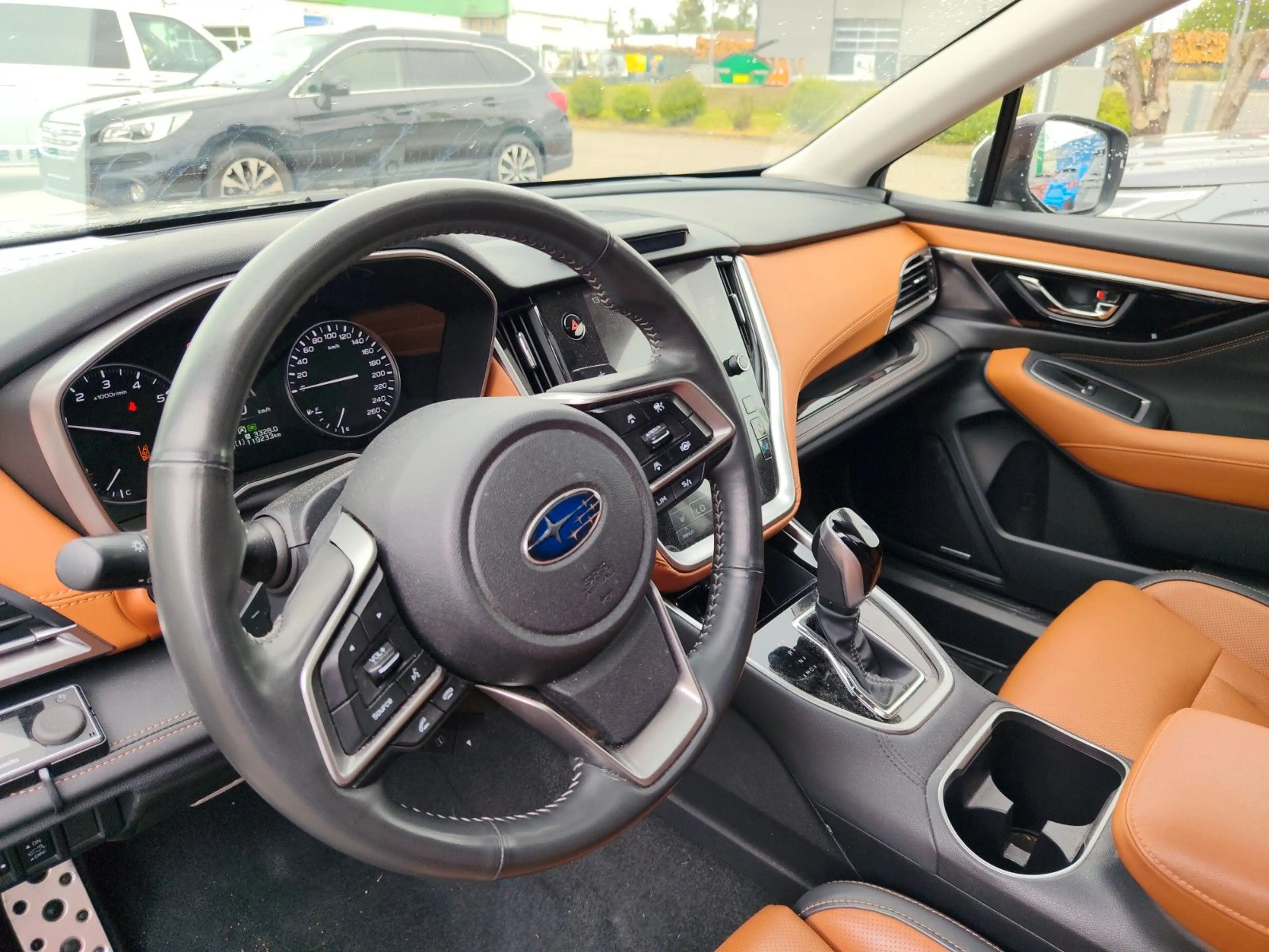 Subaru OUTBACK 2.5i Platinum Lin. Standheizung / Leder — photo 10