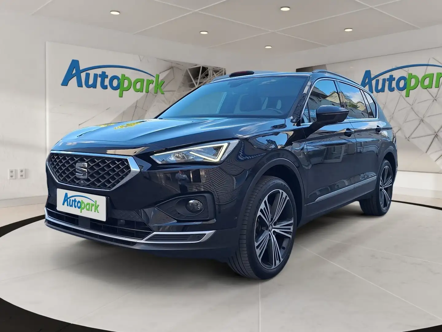 SEAT Tarraco 2,0 Tdi Xcellence 4Drive Schwarz - 1