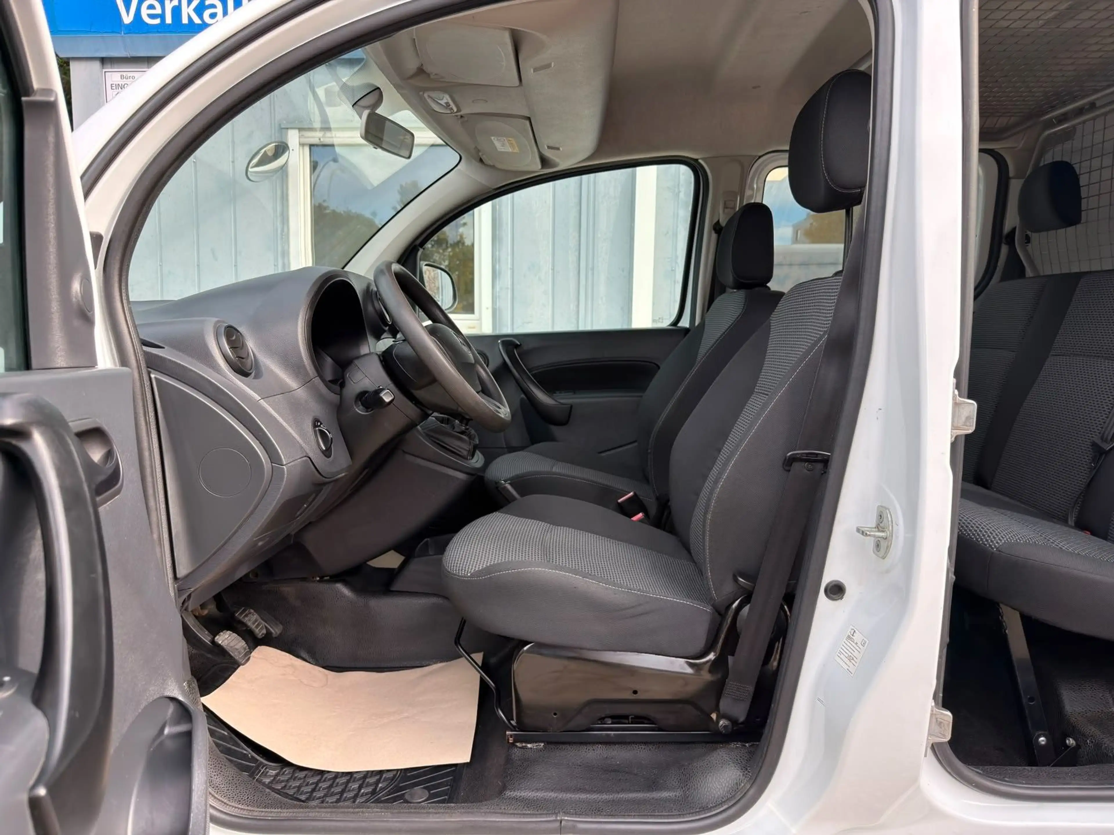 Mercedes-Benz Citan Mixto 111 CDI extralang*AHK*TÜV 07/28 — photo 14