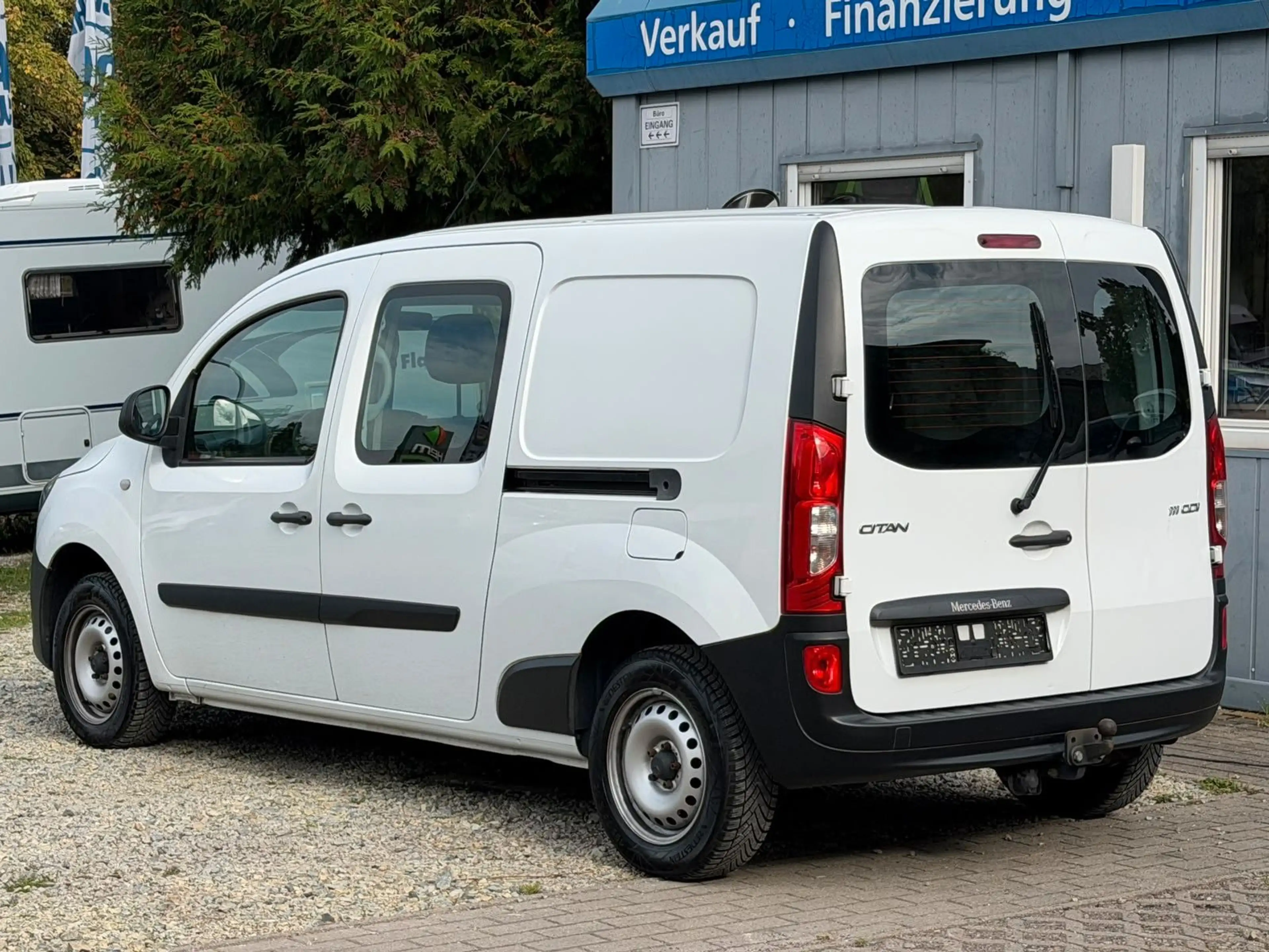 Mercedes-Benz Citan Mixto 111 CDI extralang*AHK*TÜV 07/28 — photo 9