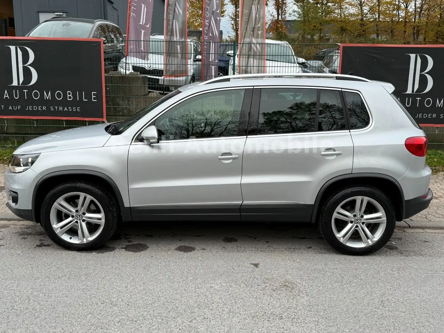 Volkswagen Tiguan Lounge Sport&Style BMT 4Motion/PANO/NAVI/ Argent - 2