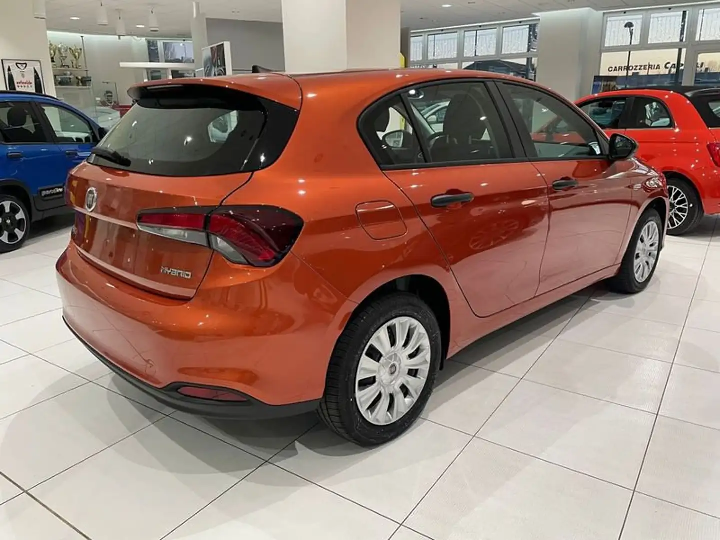 Fiat Tipo 1.5 Hybrid DCT 5 porte PRONTA CONSEGNA Arancione - 2