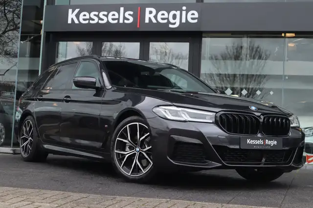 BMW 520 5-serie Touring 520i M-Sport Pano Memory ACC Keyle