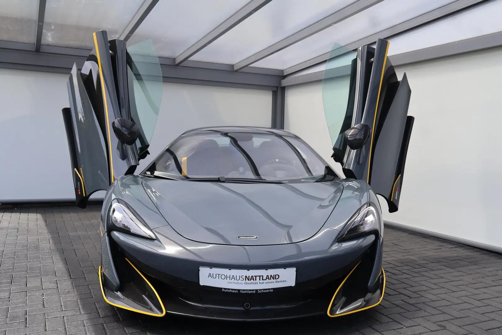 McLaren 600LT Spider FullCarbon Racingseats Lift RFK Grau - 2