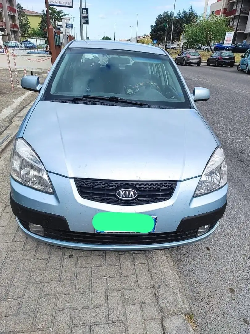 Kia Rio Rio II 2005 5p 1.5 16v LX Easy Argintiu - 1