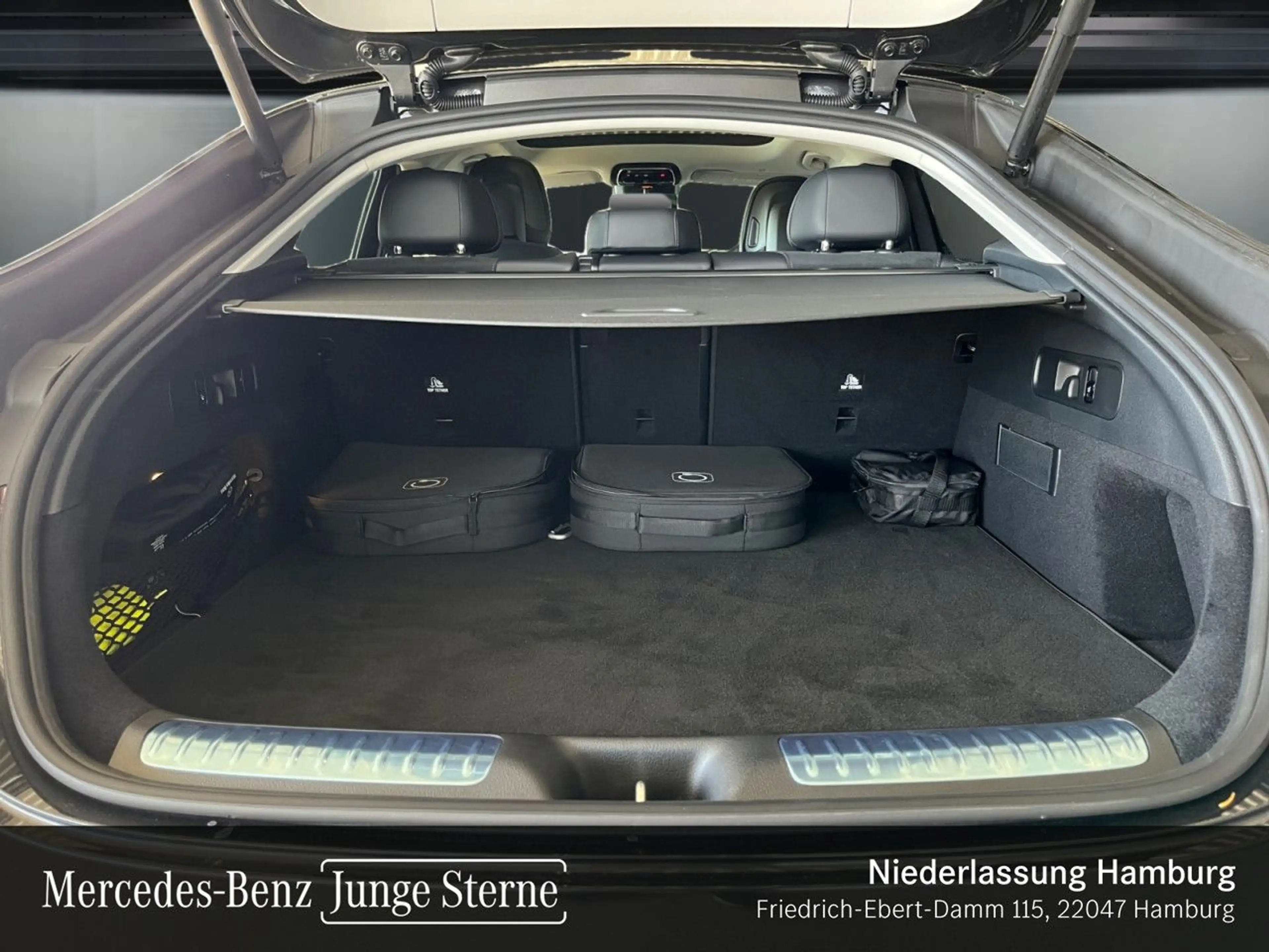 Mercedes-Benz GLC 400 e 4M AMG+NIGHT+PANO+360+AHK+TOTW+KEYLESS — photo 6