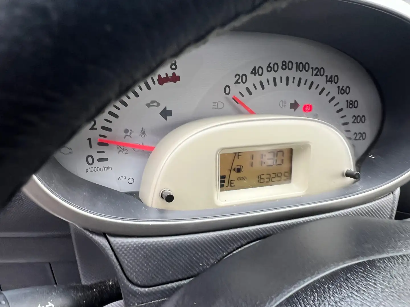 Daihatsu Sirion Sirion 1.3 Silber - 2