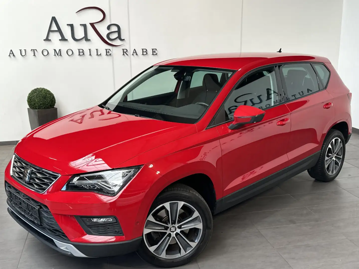 SEAT Ateca 1.4 TSI DSG Style NAV+LED+360°+AHK Rot - 1