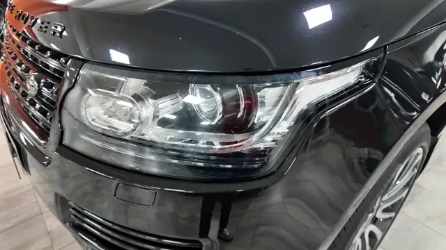 Land Rover Range Rover view 10